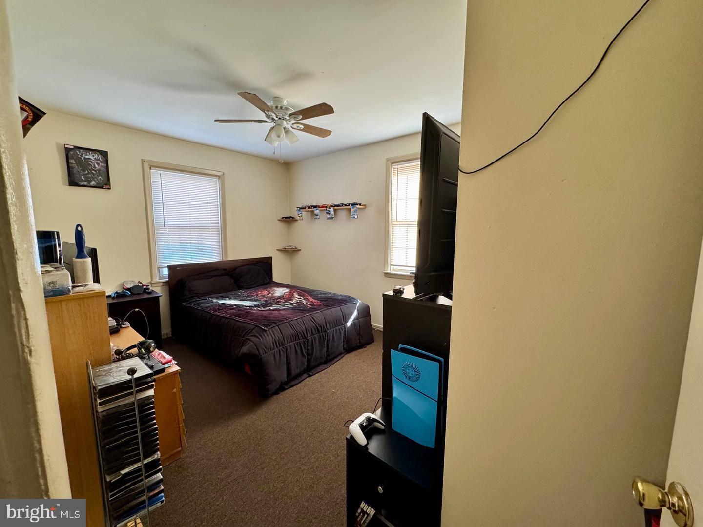GRAYS FERRY - Residential Income