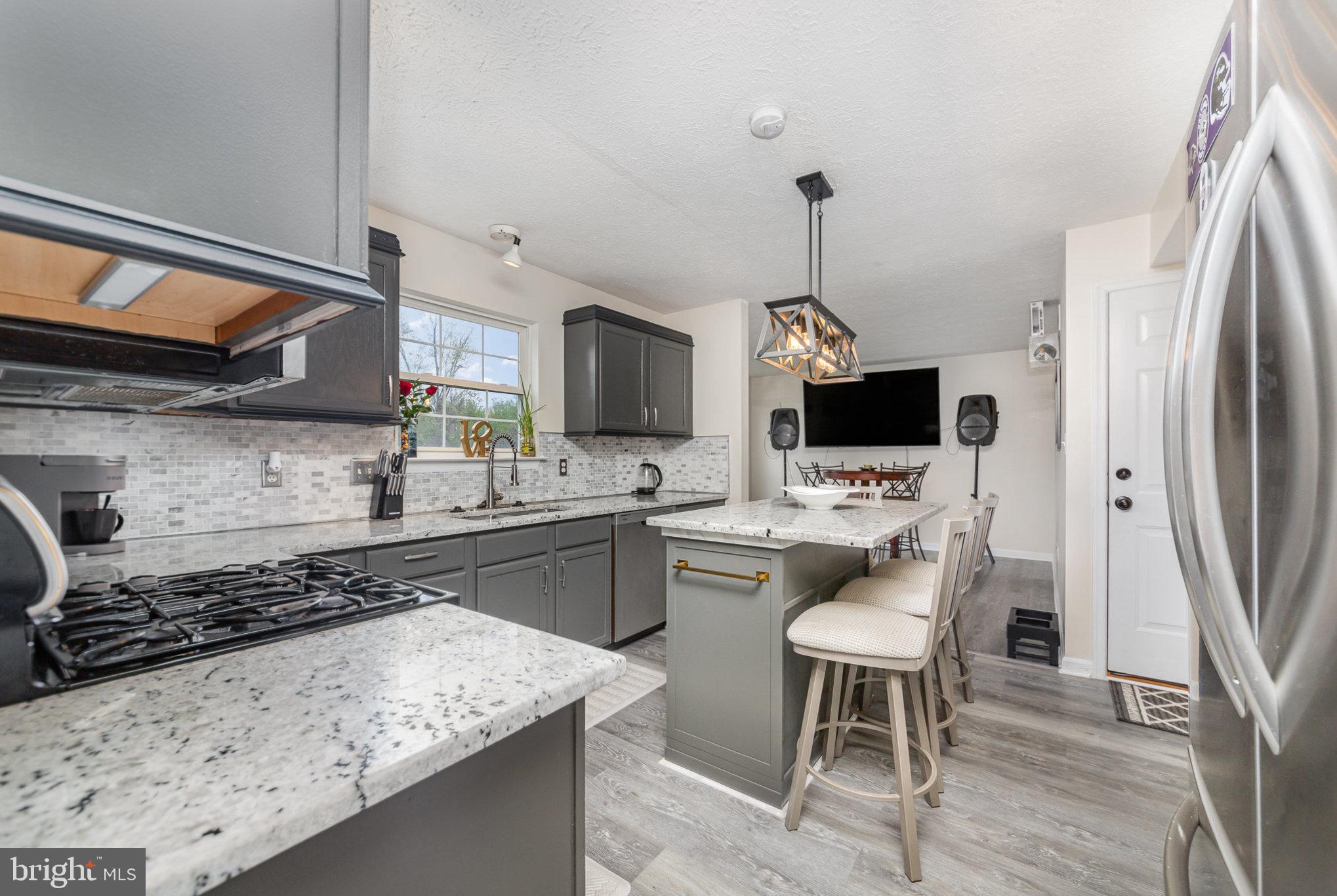 LONG BAR HARBOR - Residential