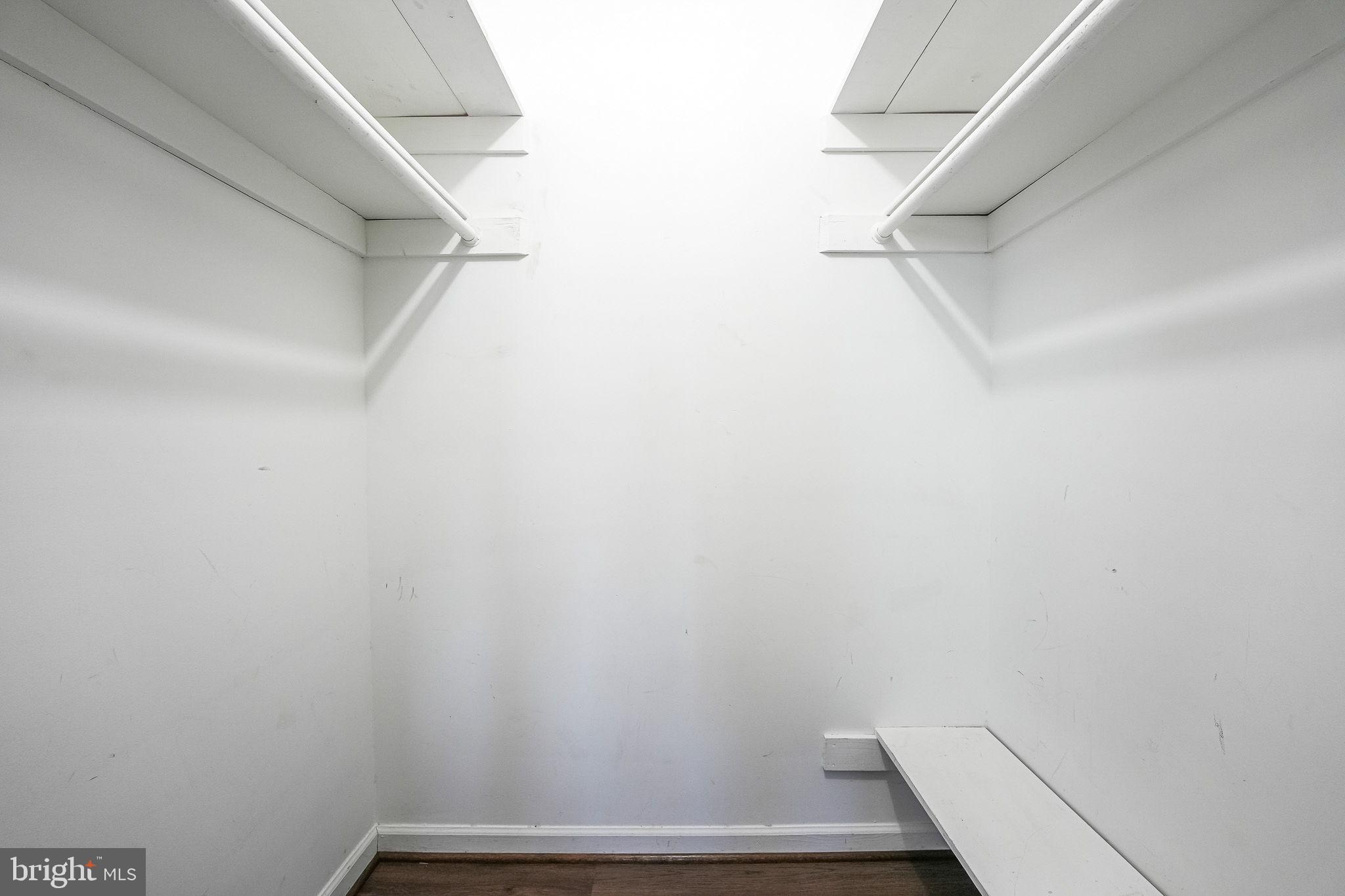 BRISTOE STATION - Residential