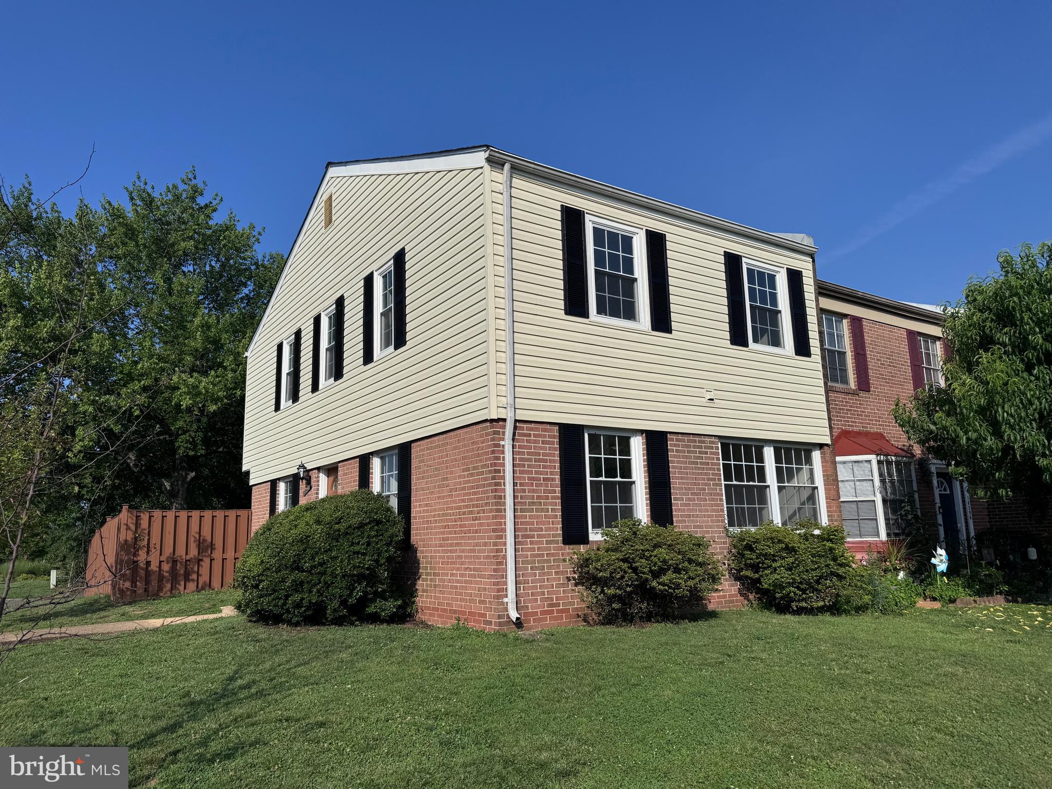 **Welcome home to this beautifully updated end-unit townhome offering 3 bedrooms, 2 full baths, and 1 half bath. Freshly painted throughout with brand-new carpeting and some new appliances will be installed, this home will be move-in ready and waiting for its next owner. The desirable end-unit location provides added privacy, extra natural light, and additional outdoor space to enjoy. Conveniently located near shopping, dining, commuter routes, and everyday amenities, this is an excellent opportunity for first-time buyers, downsizers, or anyone looking for low-maintenance living. Don't miss your chance to make this wonderful townhome your own!** Newer Roof (2019), HVAC (2017)  and Newer Windows.