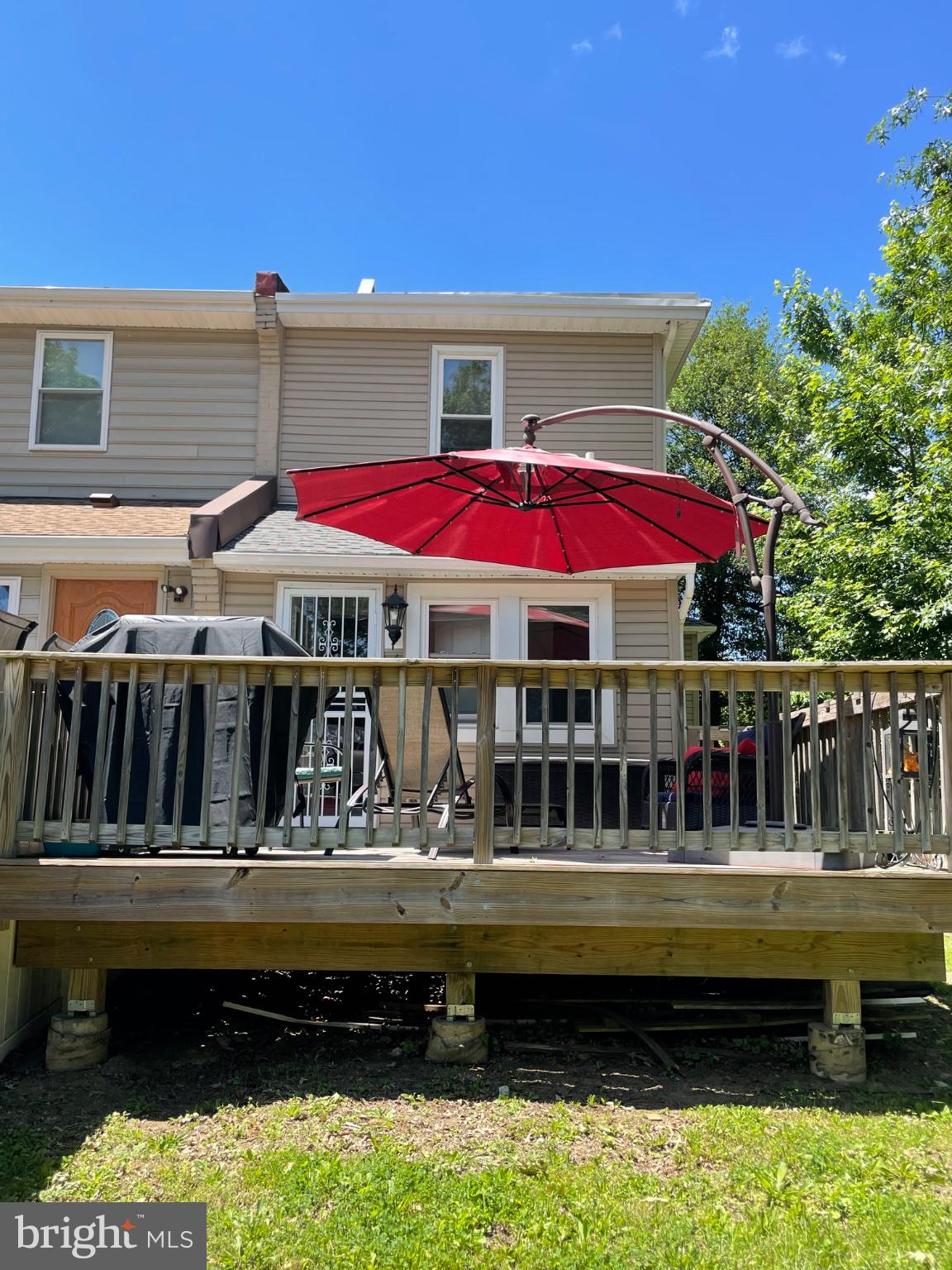 FOX CHASE - Residential