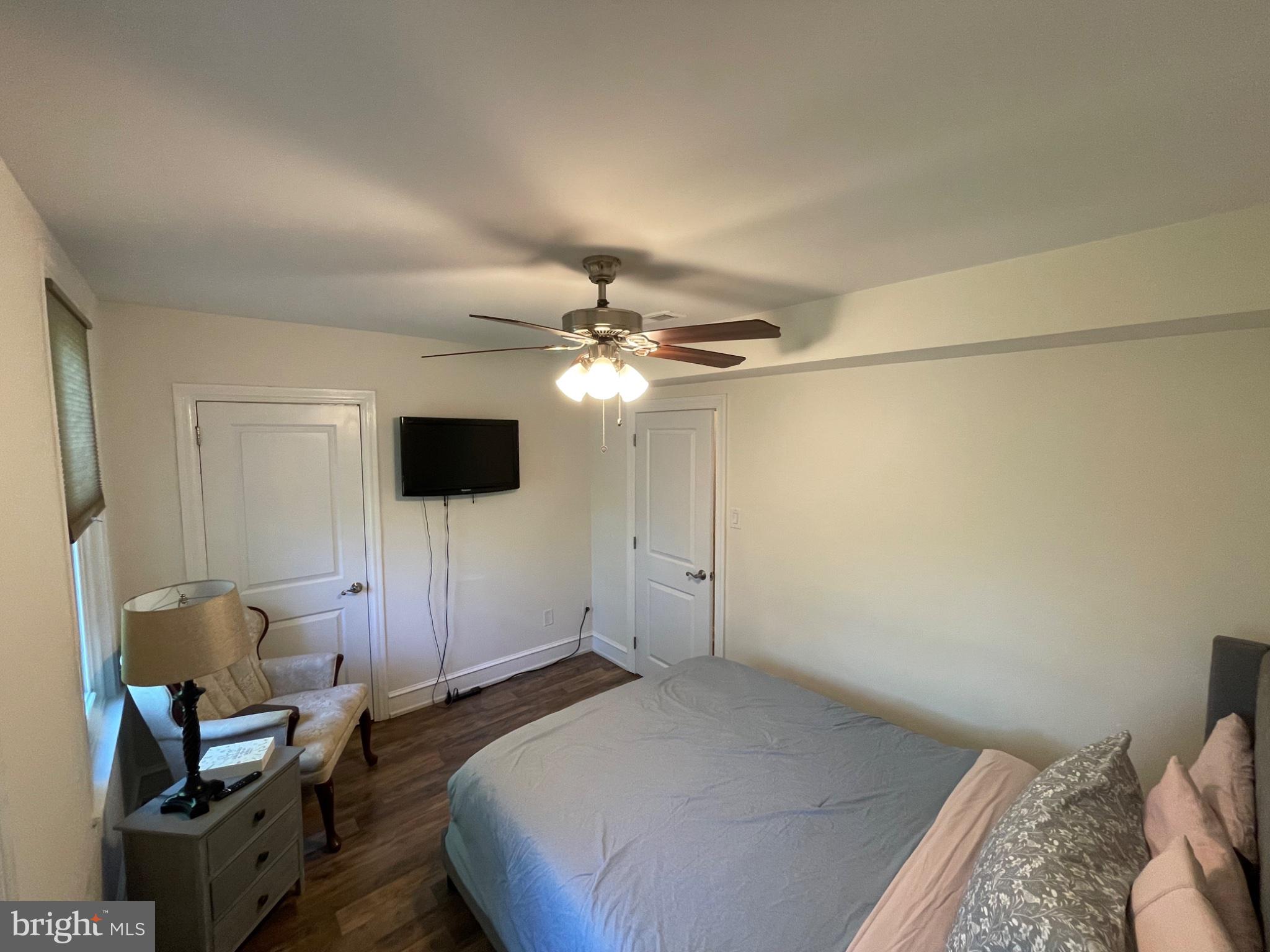 FOX CHASE - Residential