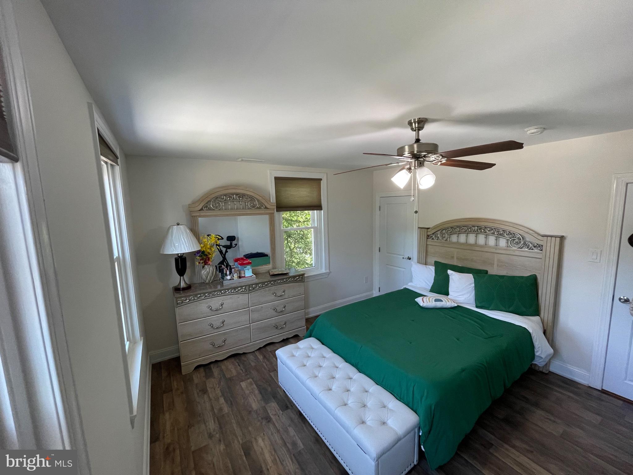 FOX CHASE - Residential