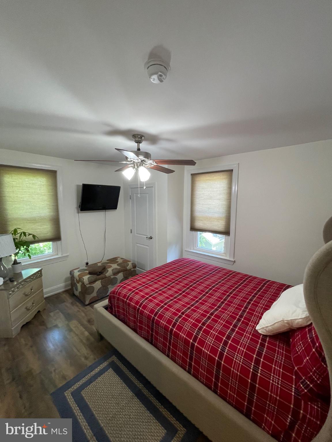 FOX CHASE - Residential