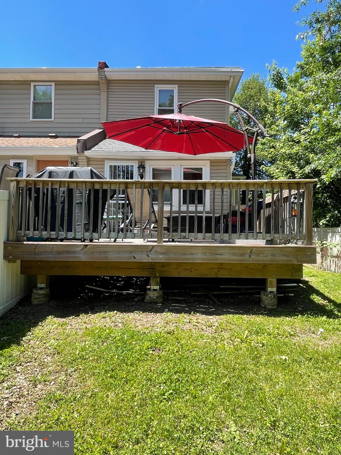 FOX CHASE - Residential