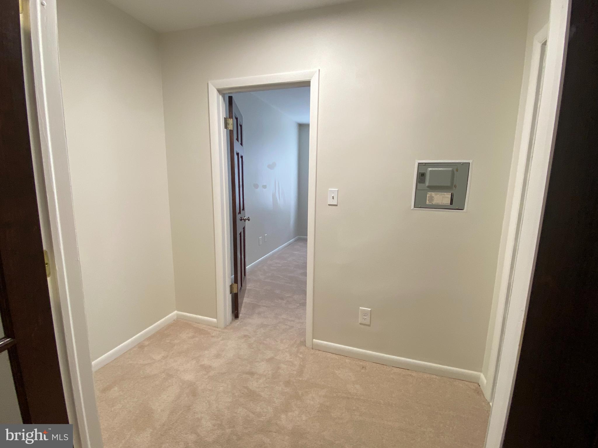 CROSS KEYS - Residential Lease