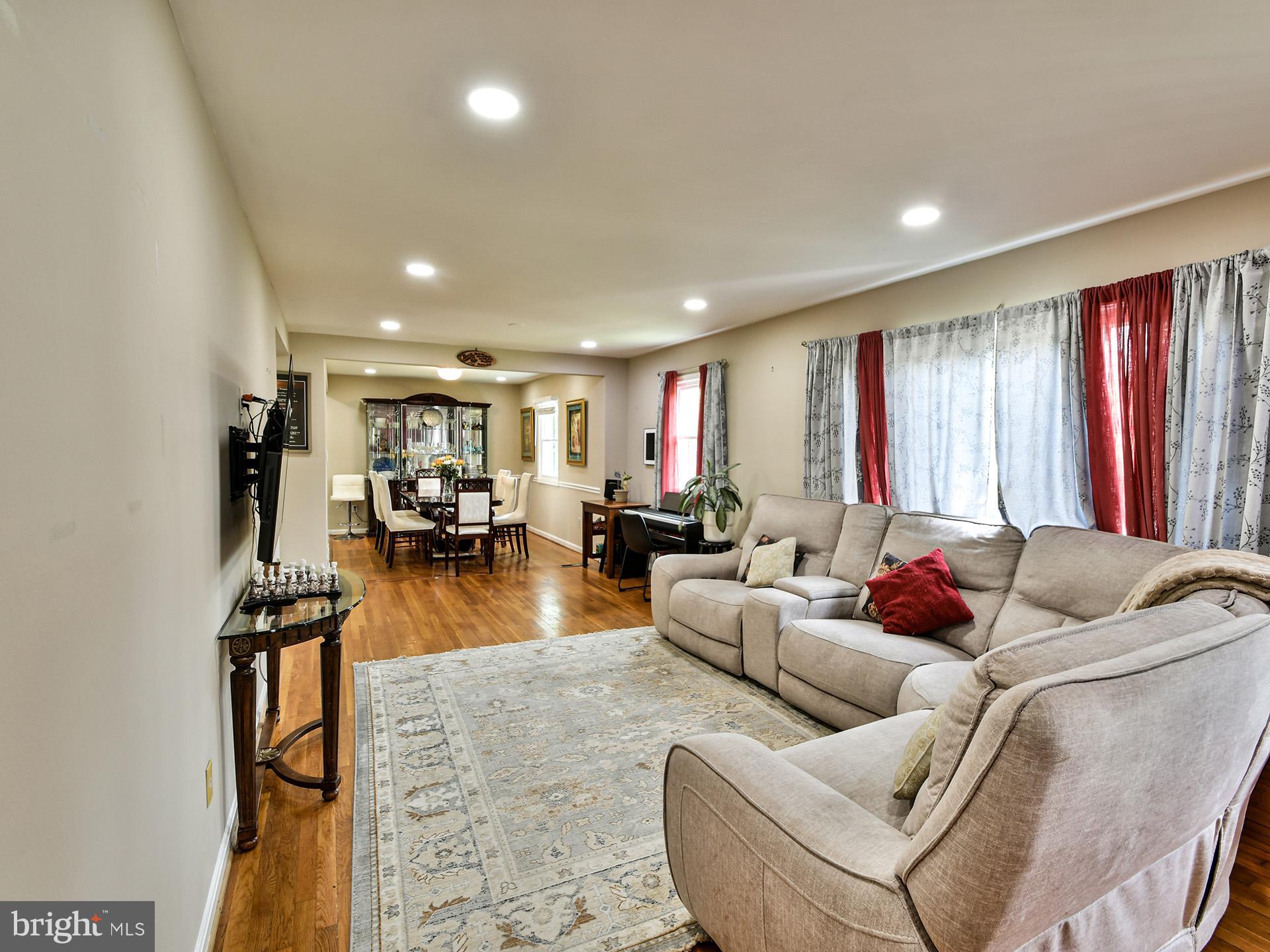 BURNT MILLS KNOLLS - Residential