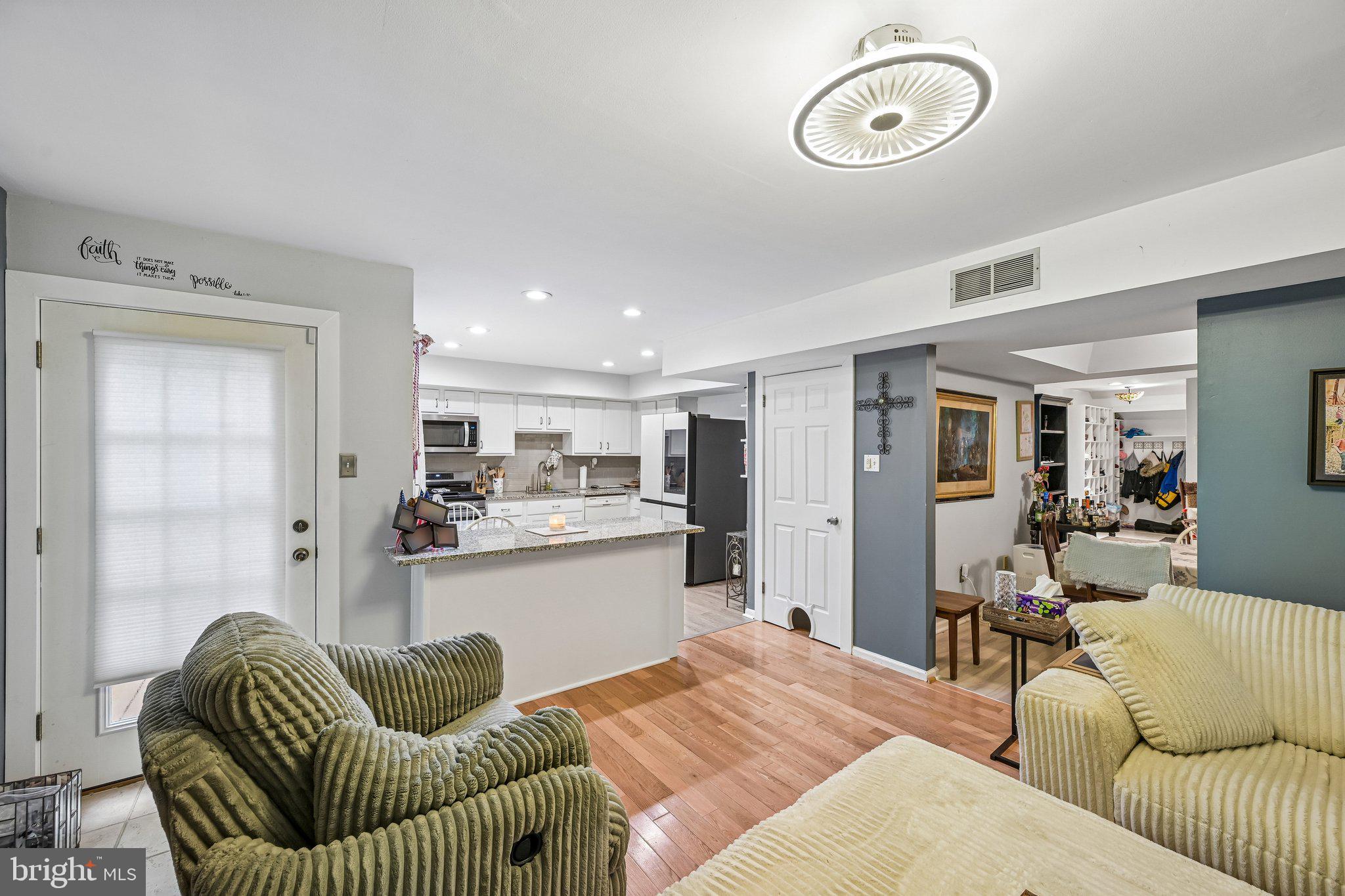 TANGLEWOOD - Residential