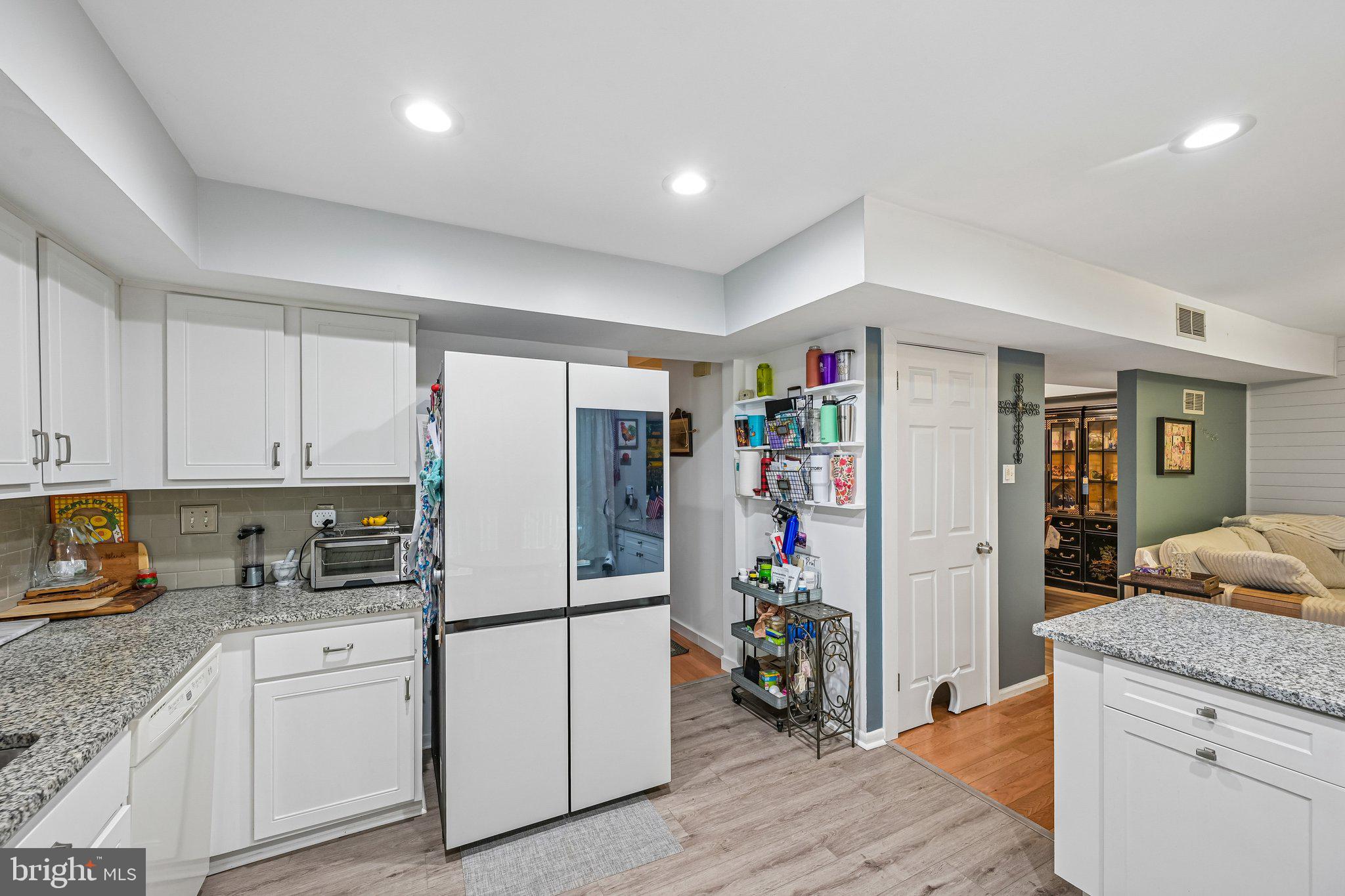 TANGLEWOOD - Residential