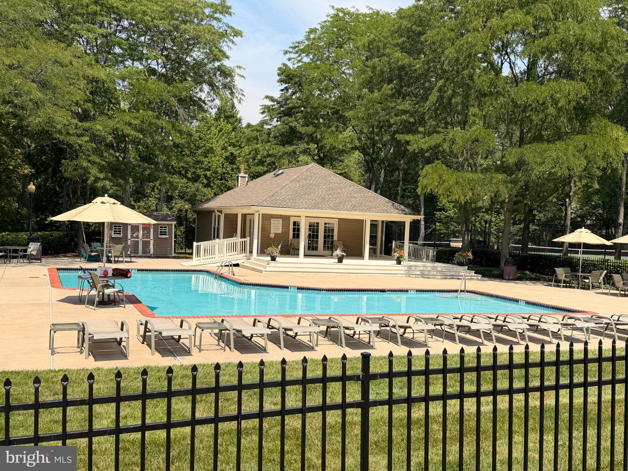 TANGLEWOOD - Residential