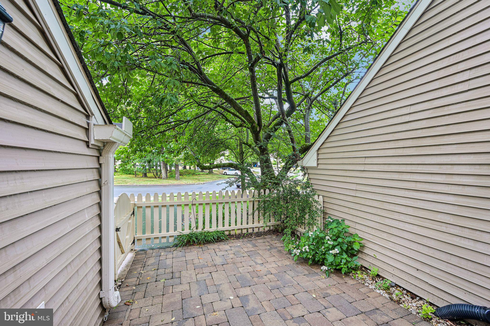 TANGLEWOOD - Residential