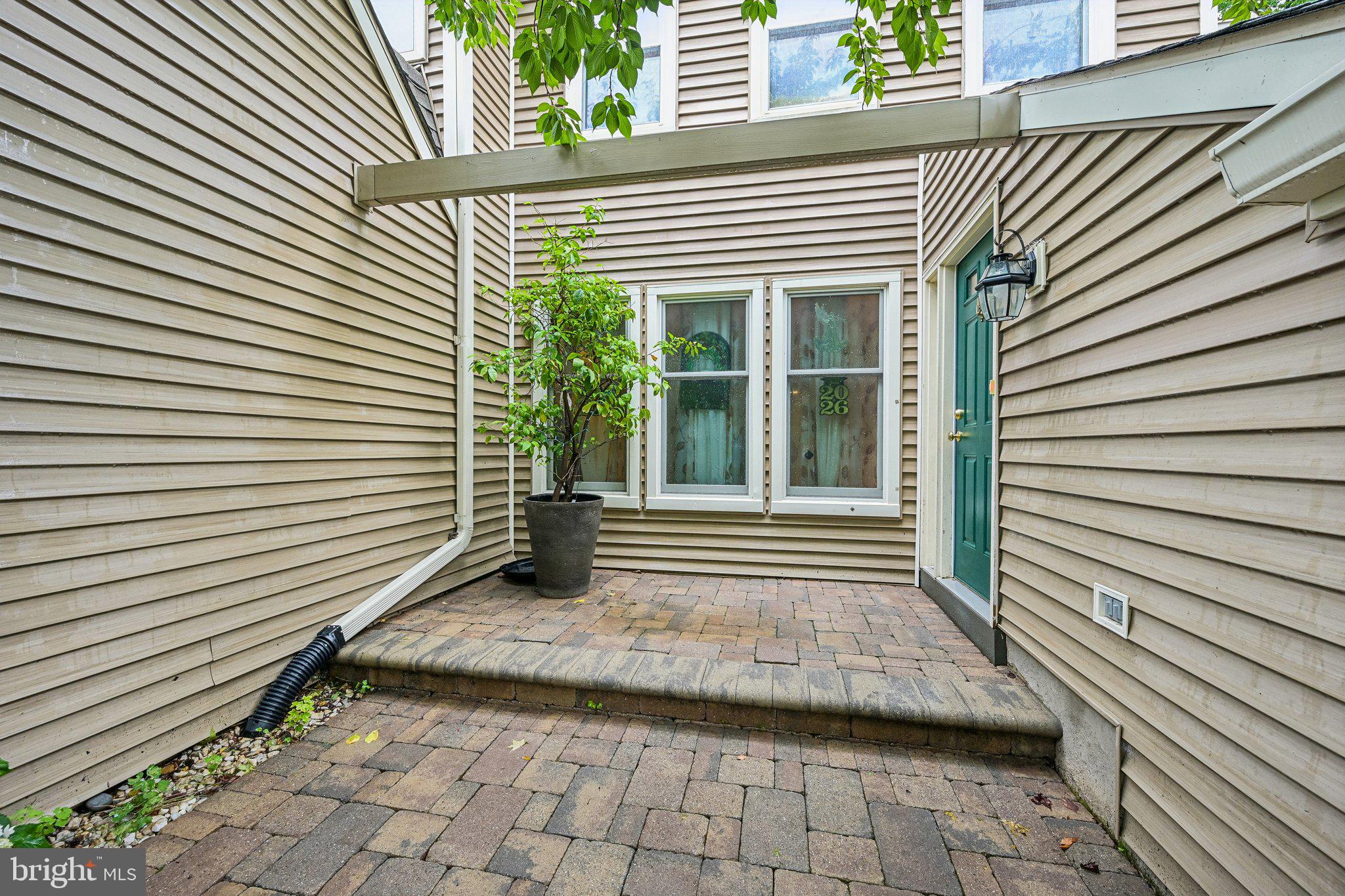 TANGLEWOOD - Residential