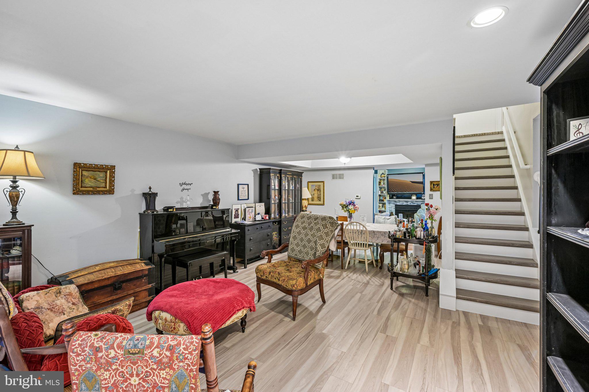 TANGLEWOOD - Residential