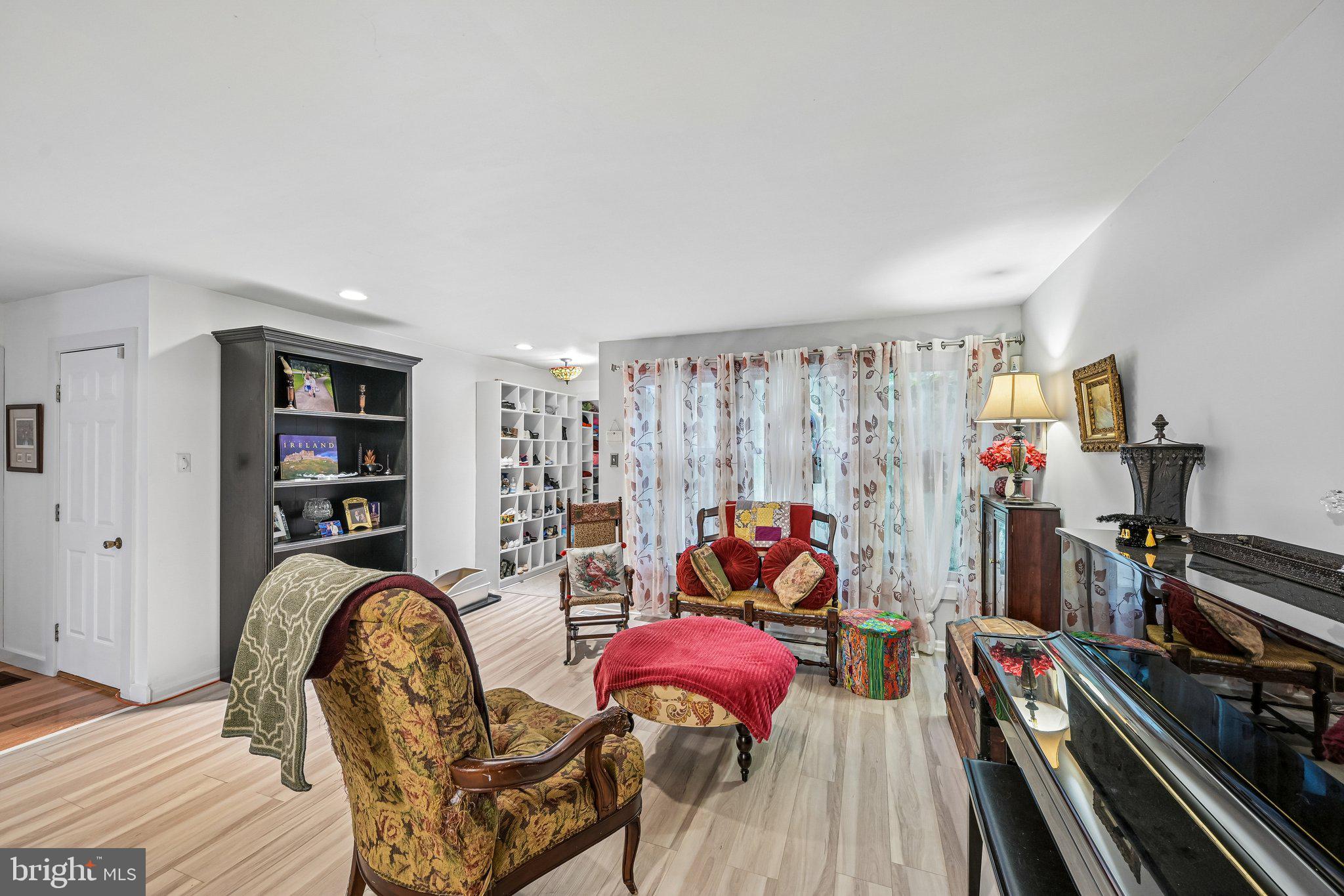 TANGLEWOOD - Residential