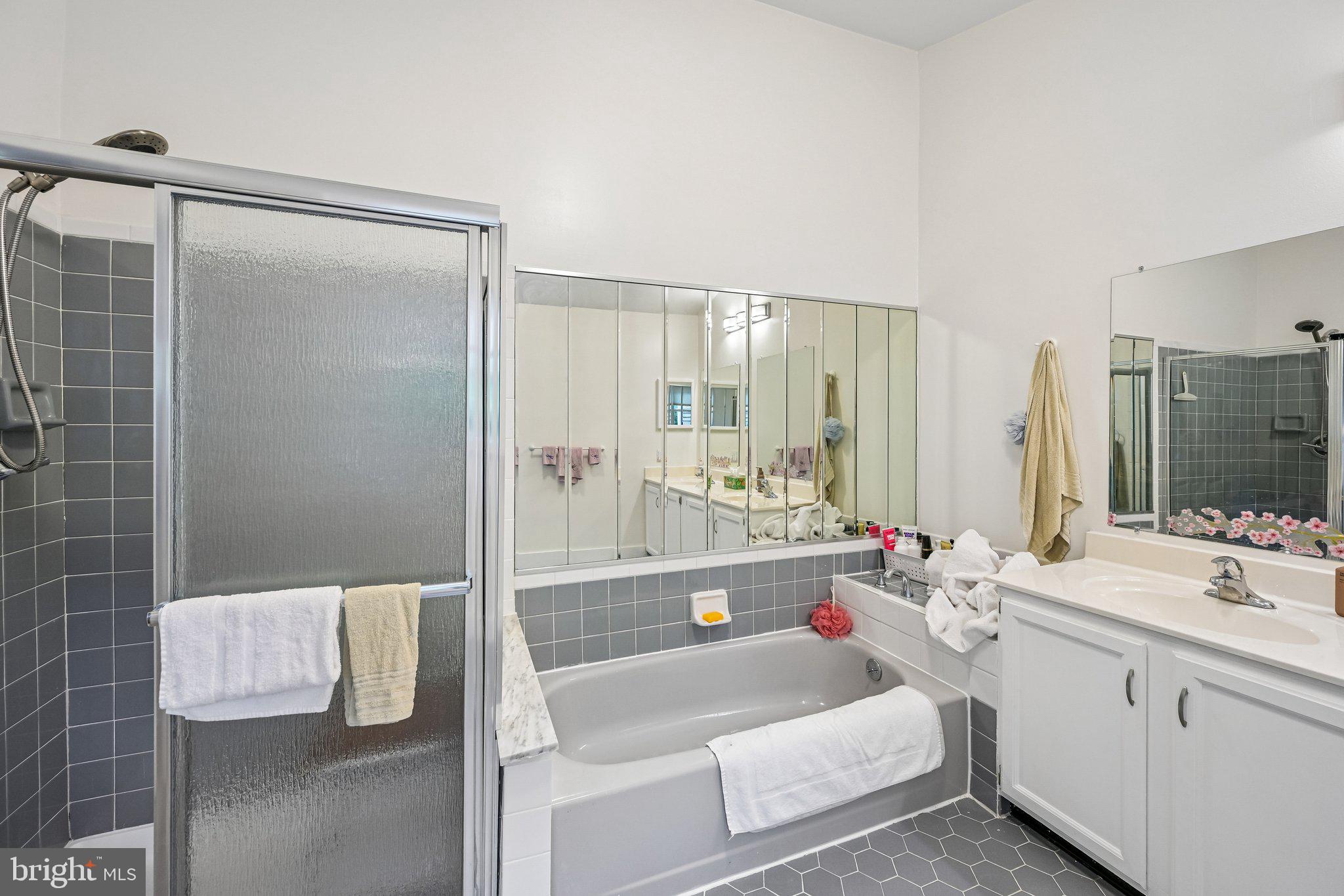 TANGLEWOOD - Residential