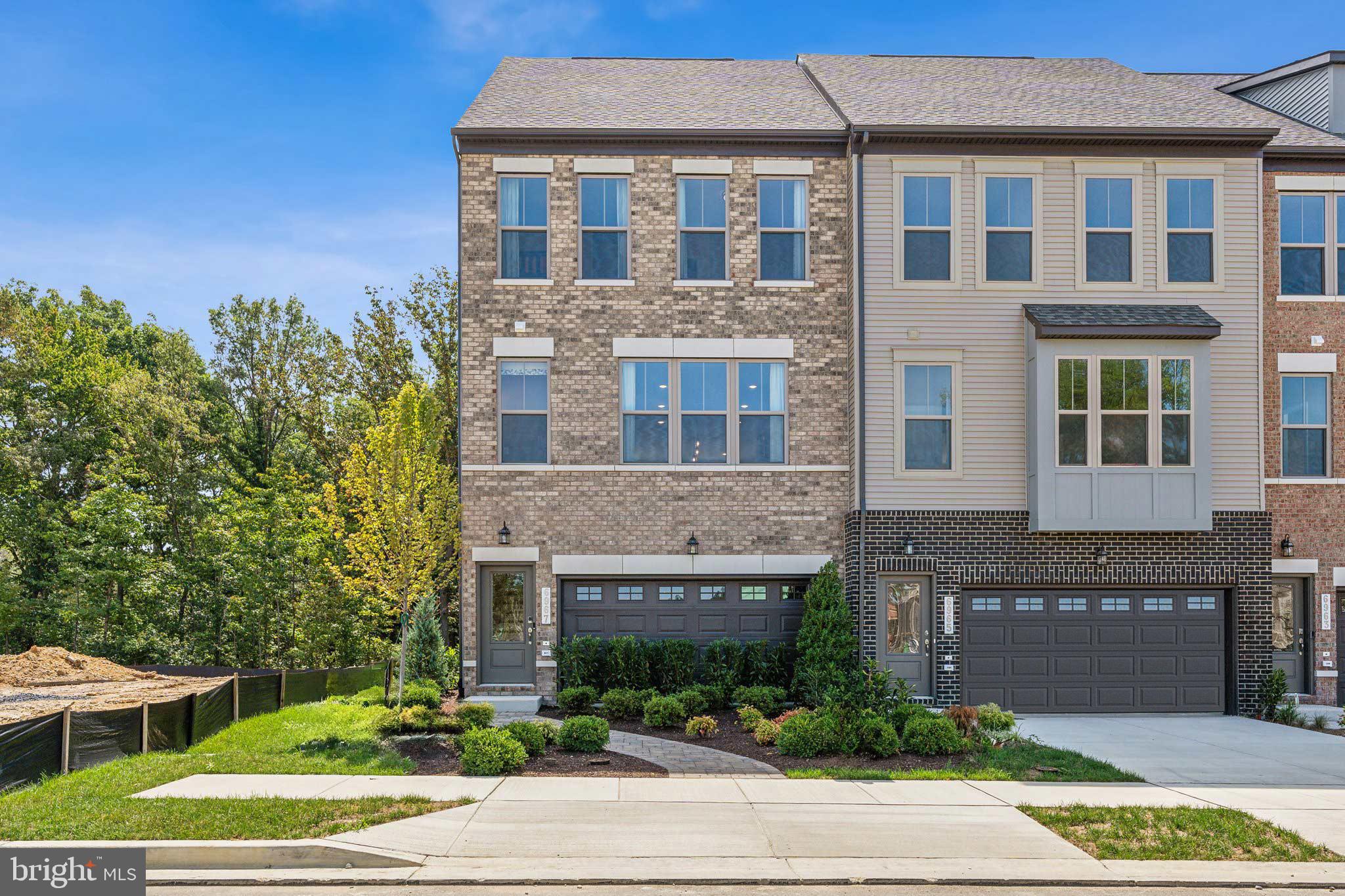 THE WOODLANDS - Residential