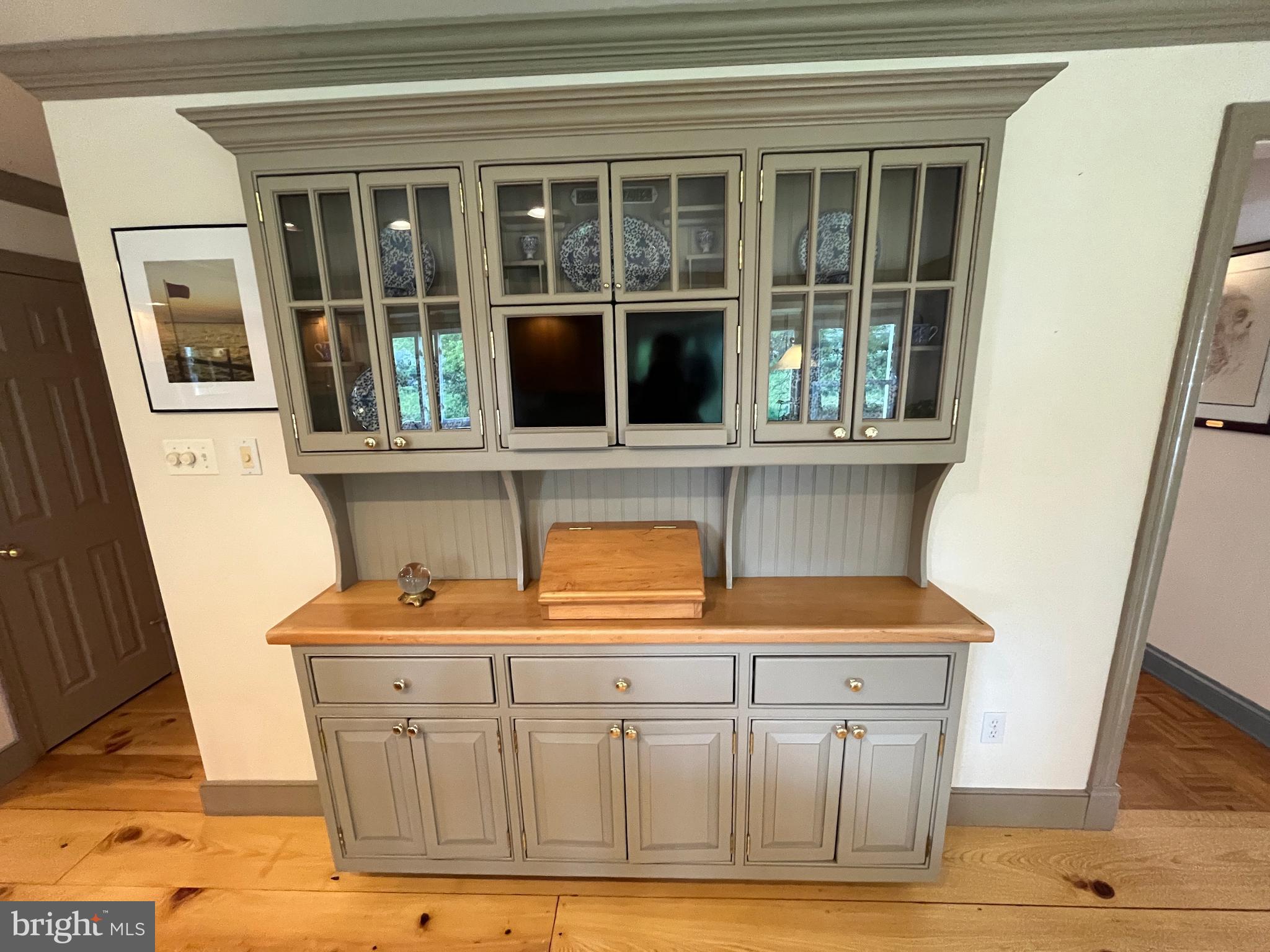 YARDLEY HUNT - Residential
