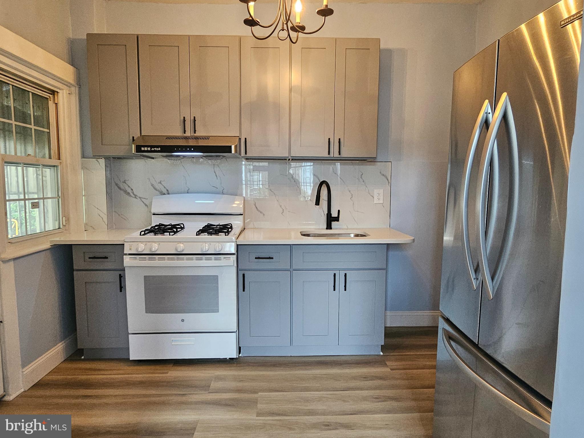 MAYFAIR - Residential
