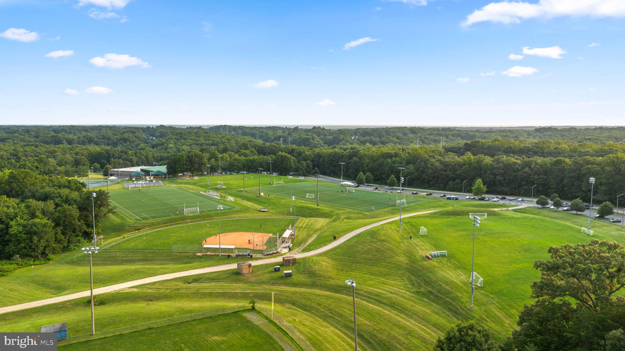 LAKEWOOD HILLS - Residential