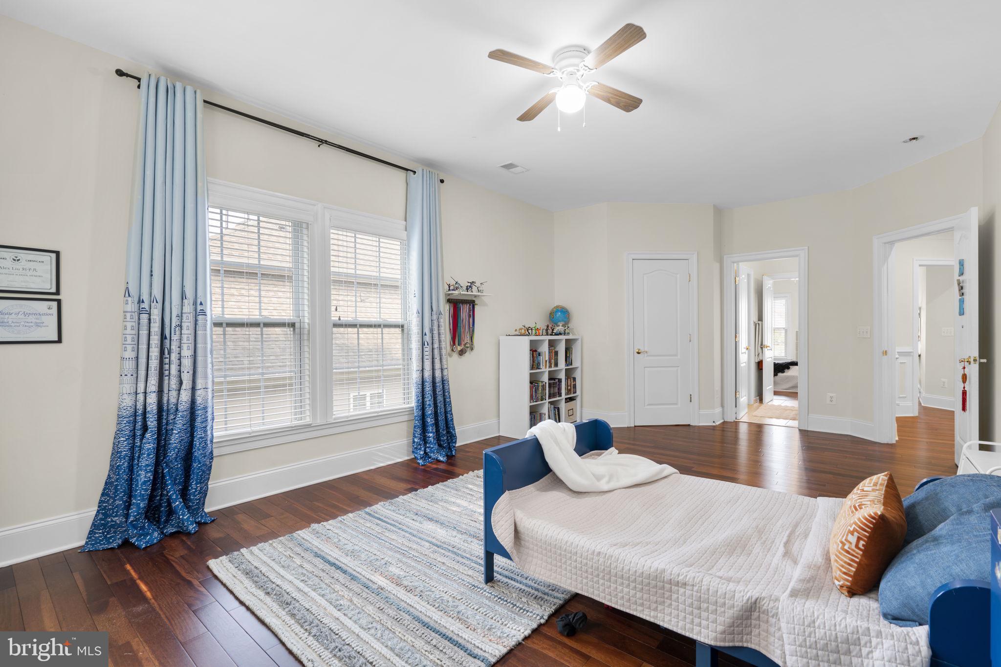 LAKEWOOD HILLS - Residential