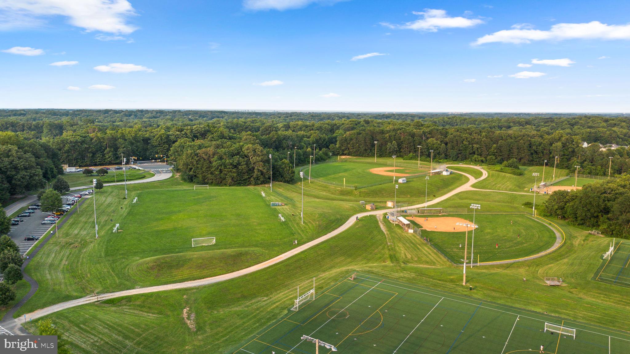 LAKEWOOD HILLS - Residential