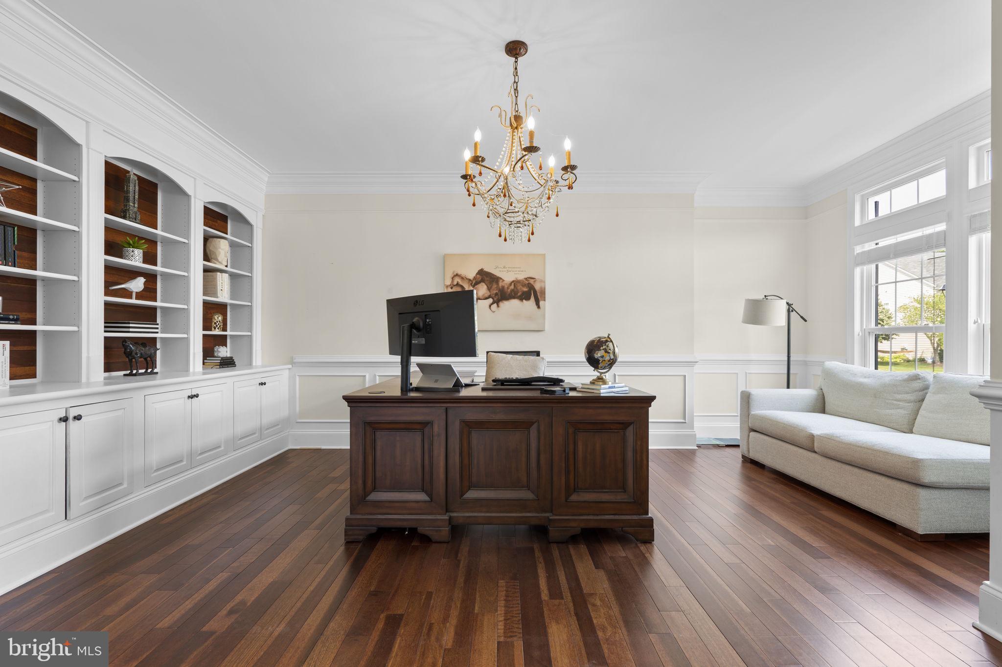 LAKEWOOD HILLS - Residential