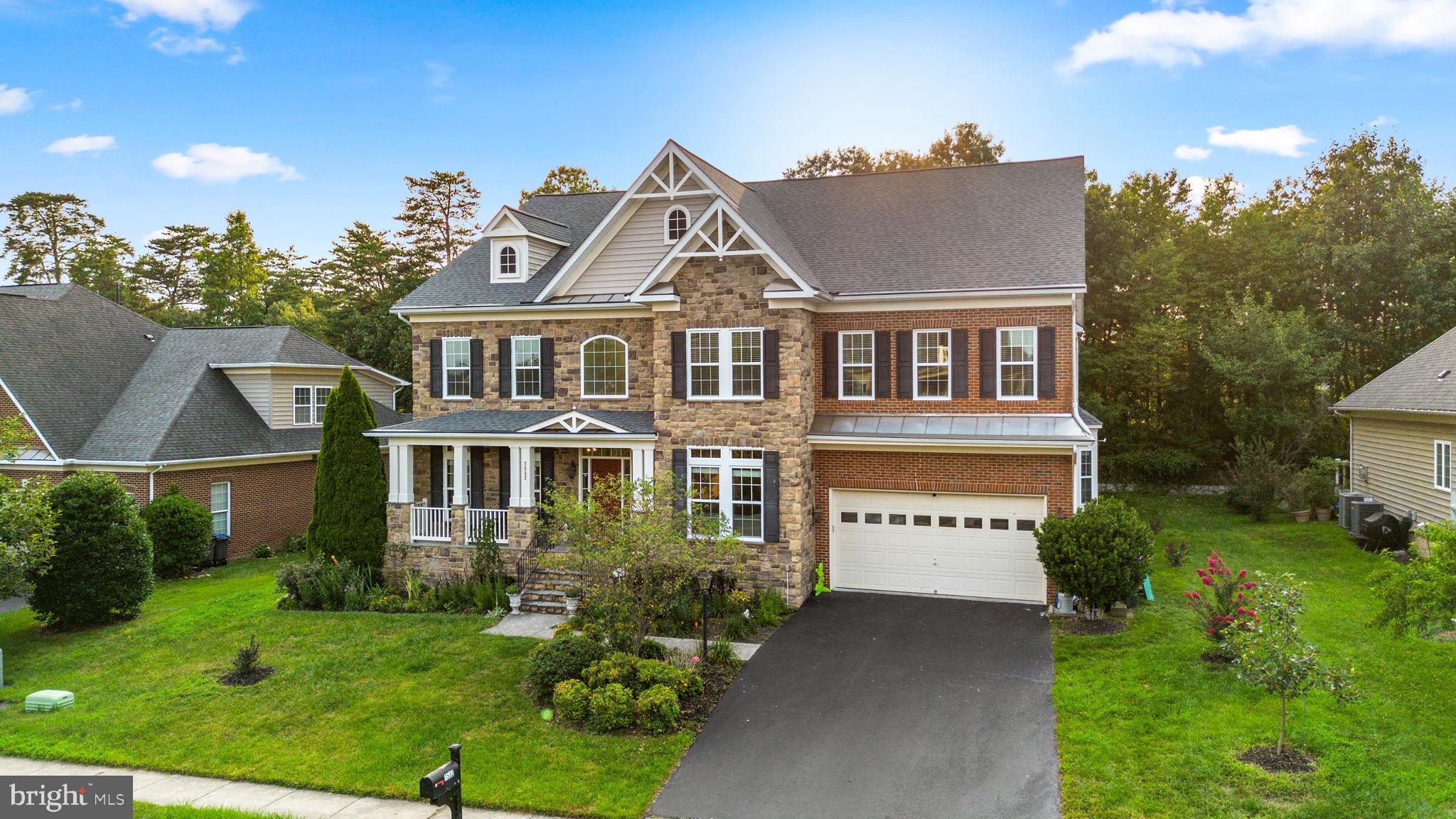 LAKEWOOD HILLS - Residential