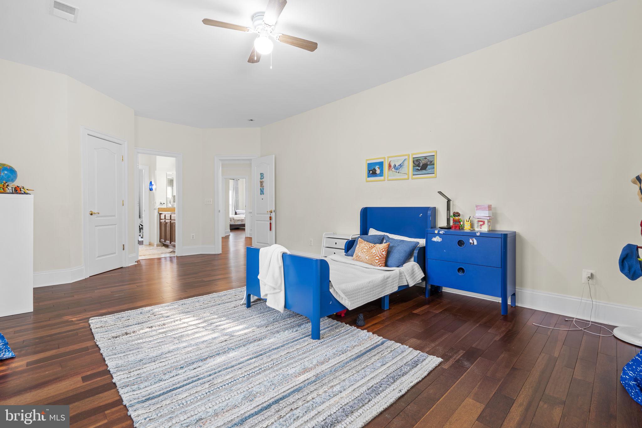 LAKEWOOD HILLS - Residential