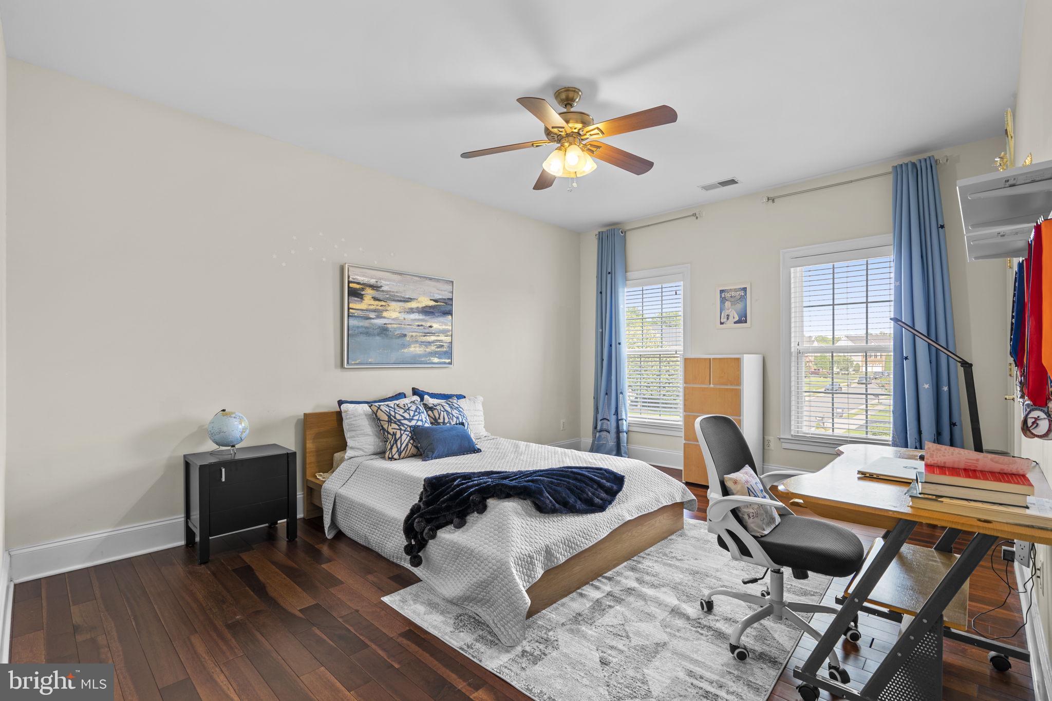 LAKEWOOD HILLS - Residential