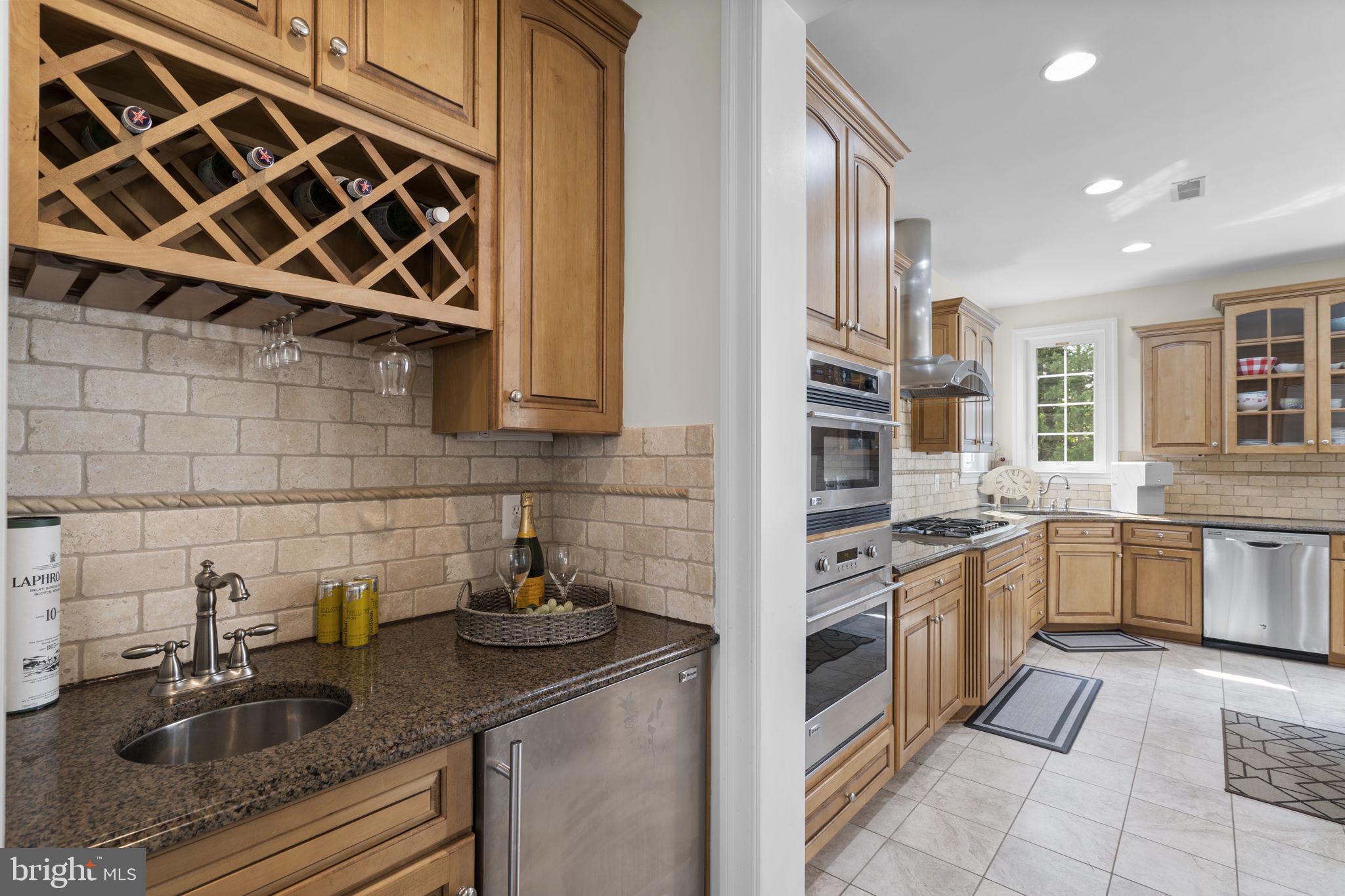 LAKEWOOD HILLS - Residential