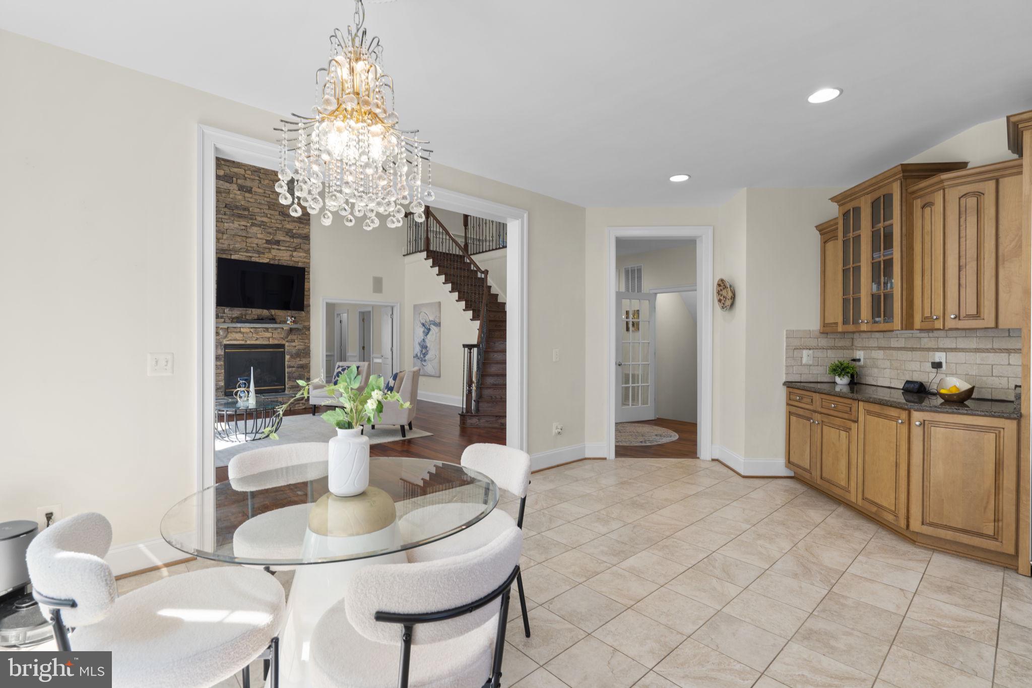 LAKEWOOD HILLS - Residential