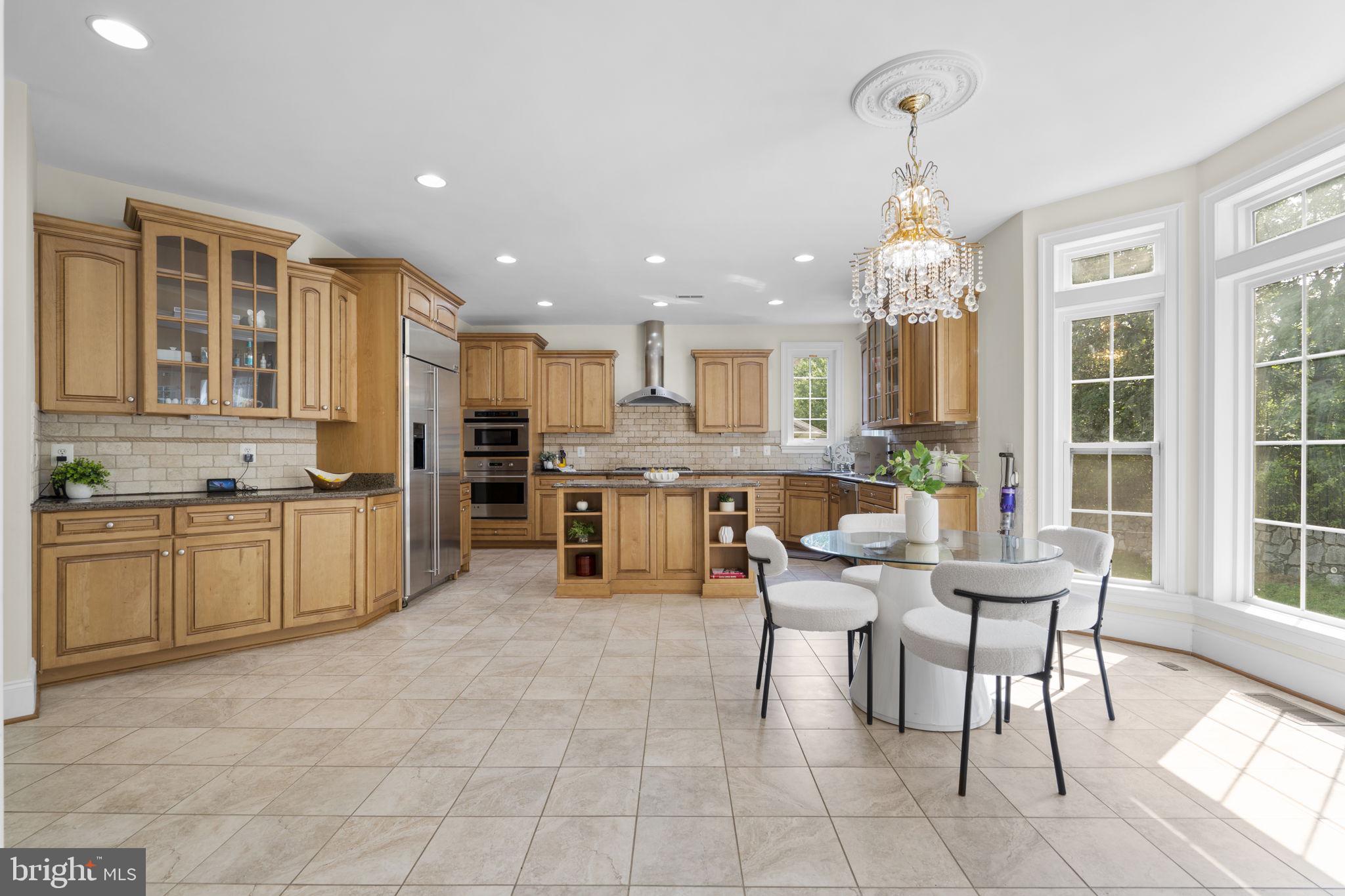 LAKEWOOD HILLS - Residential