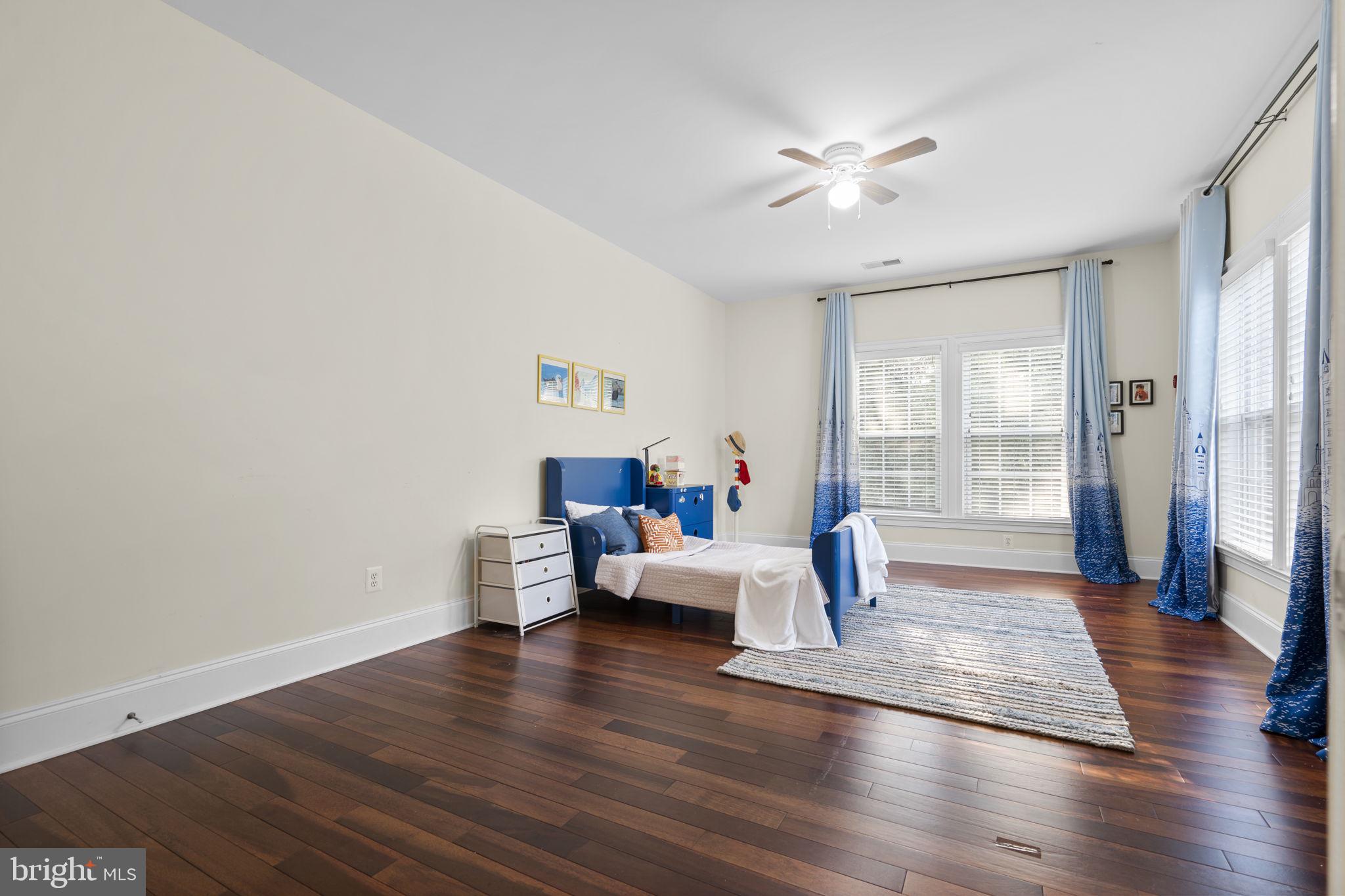 LAKEWOOD HILLS - Residential