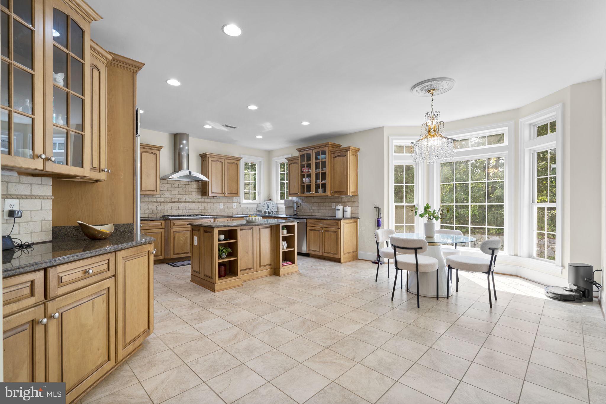 LAKEWOOD HILLS - Residential