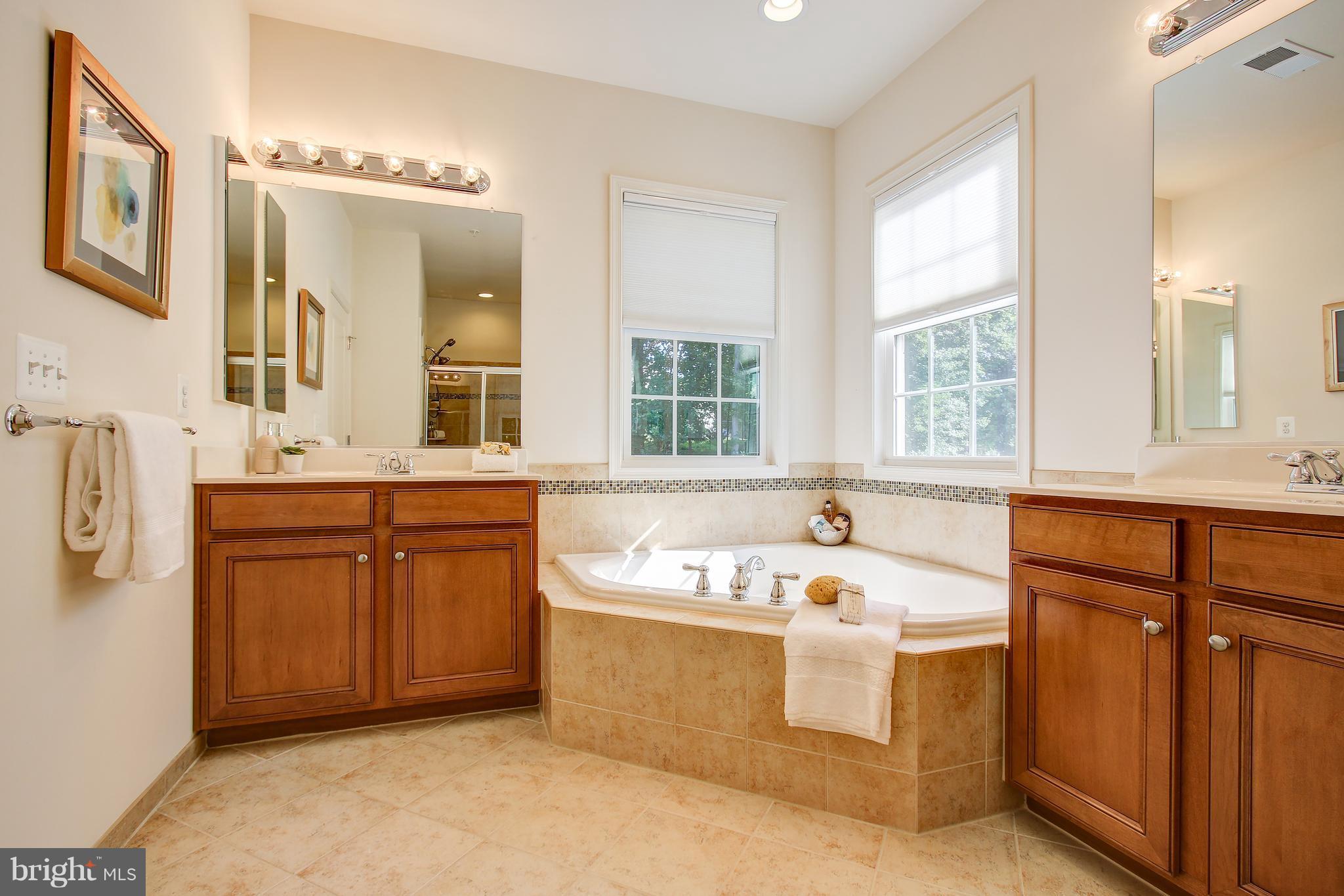 POPLAR RUN - Residential