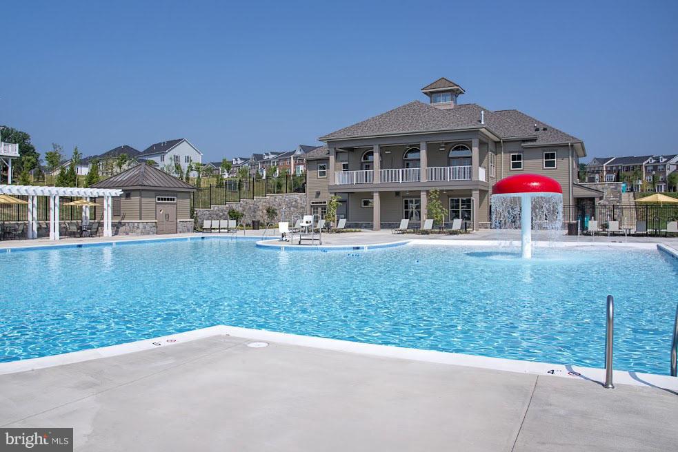 POPLAR RUN - Residential