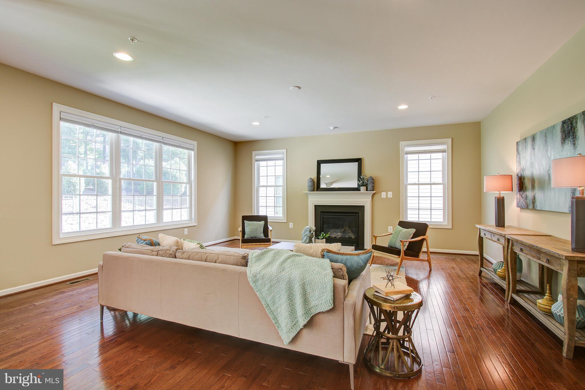 POPLAR RUN - Residential