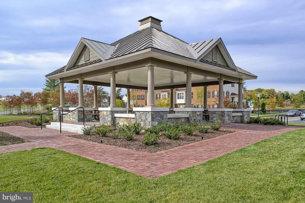 POPLAR RUN - Residential