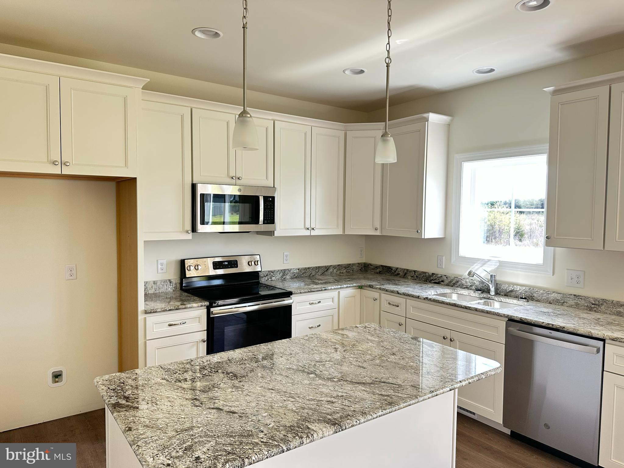 DOGWOOD MEADOWS - Residential