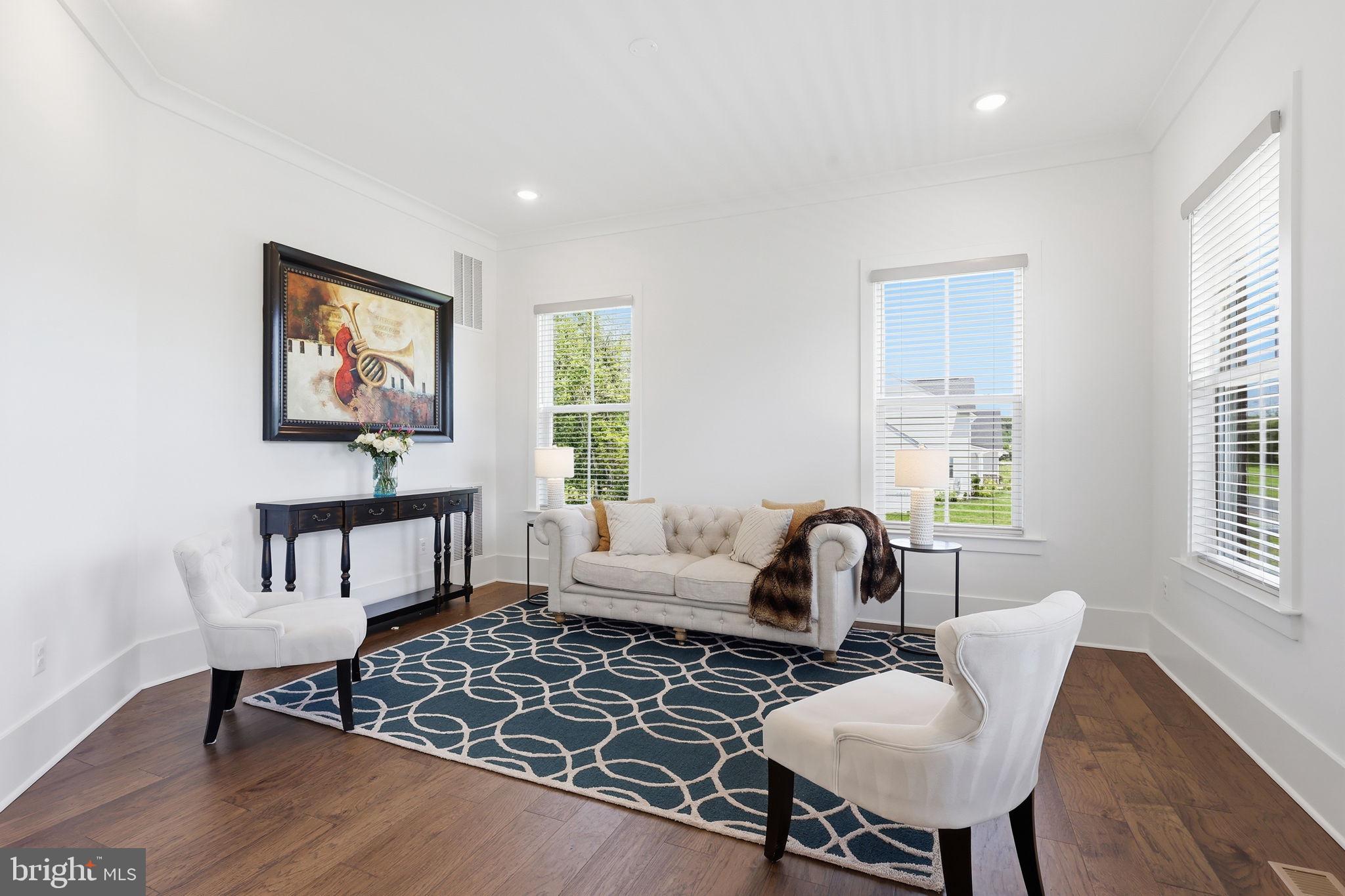 TANAGER - Residential