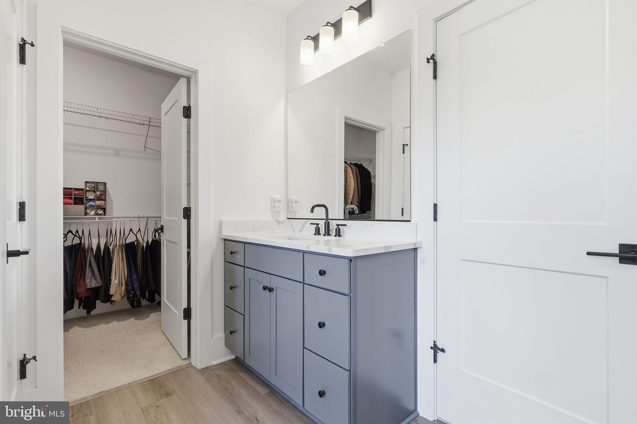 TANAGER - Residential