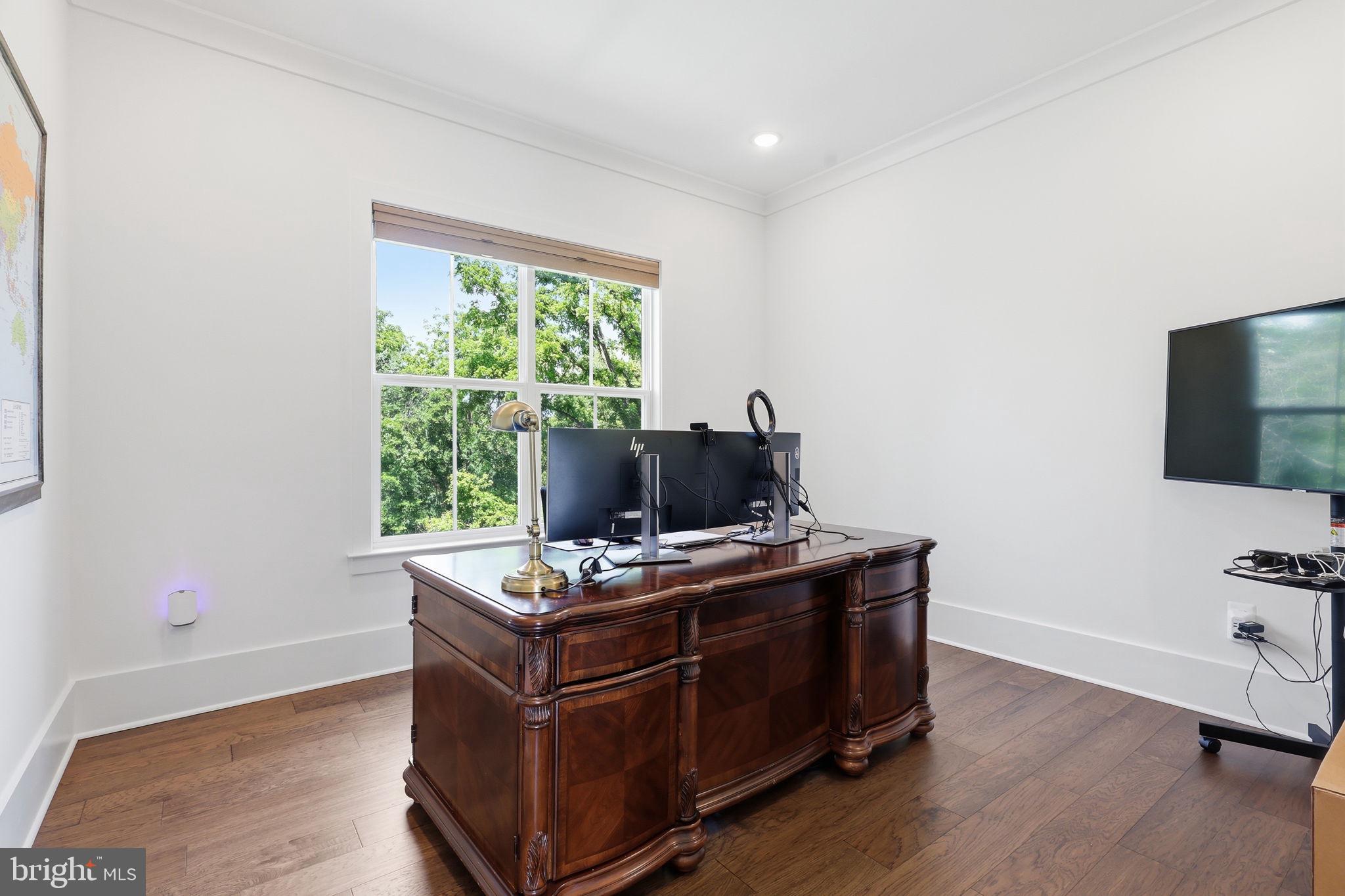 TANAGER - Residential
