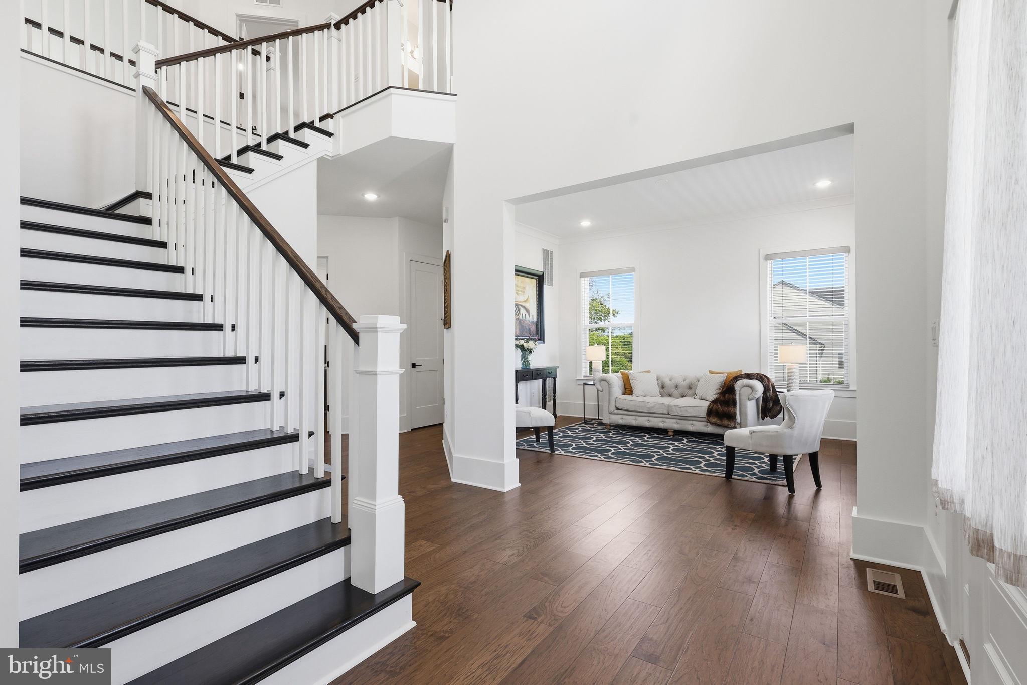 TANAGER - Residential
