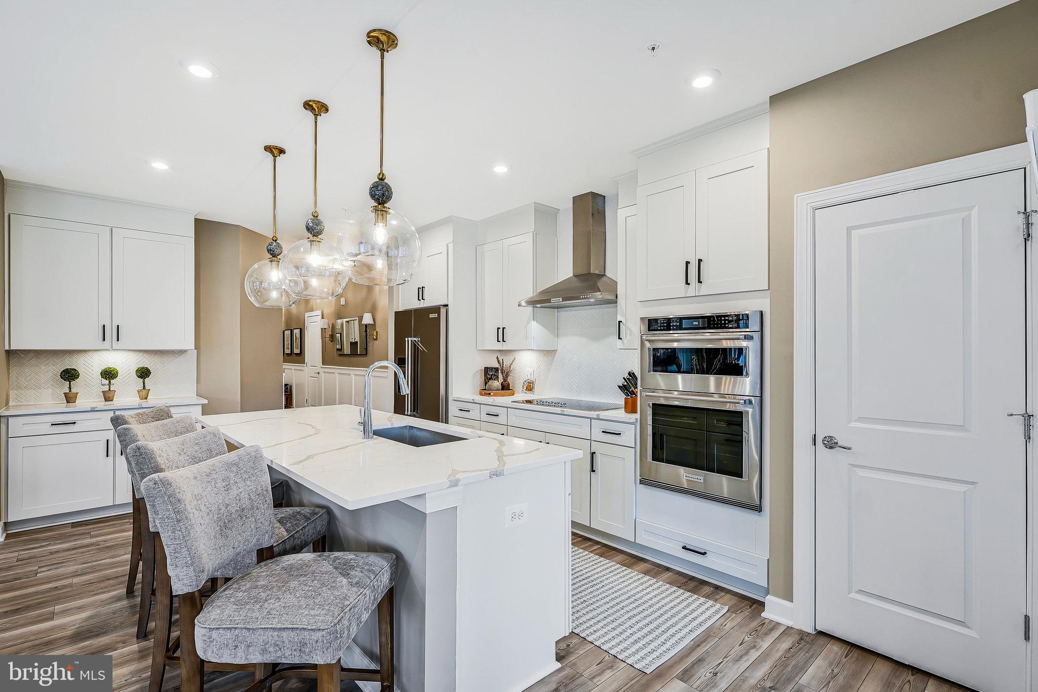 MONTEBELLO - Residential