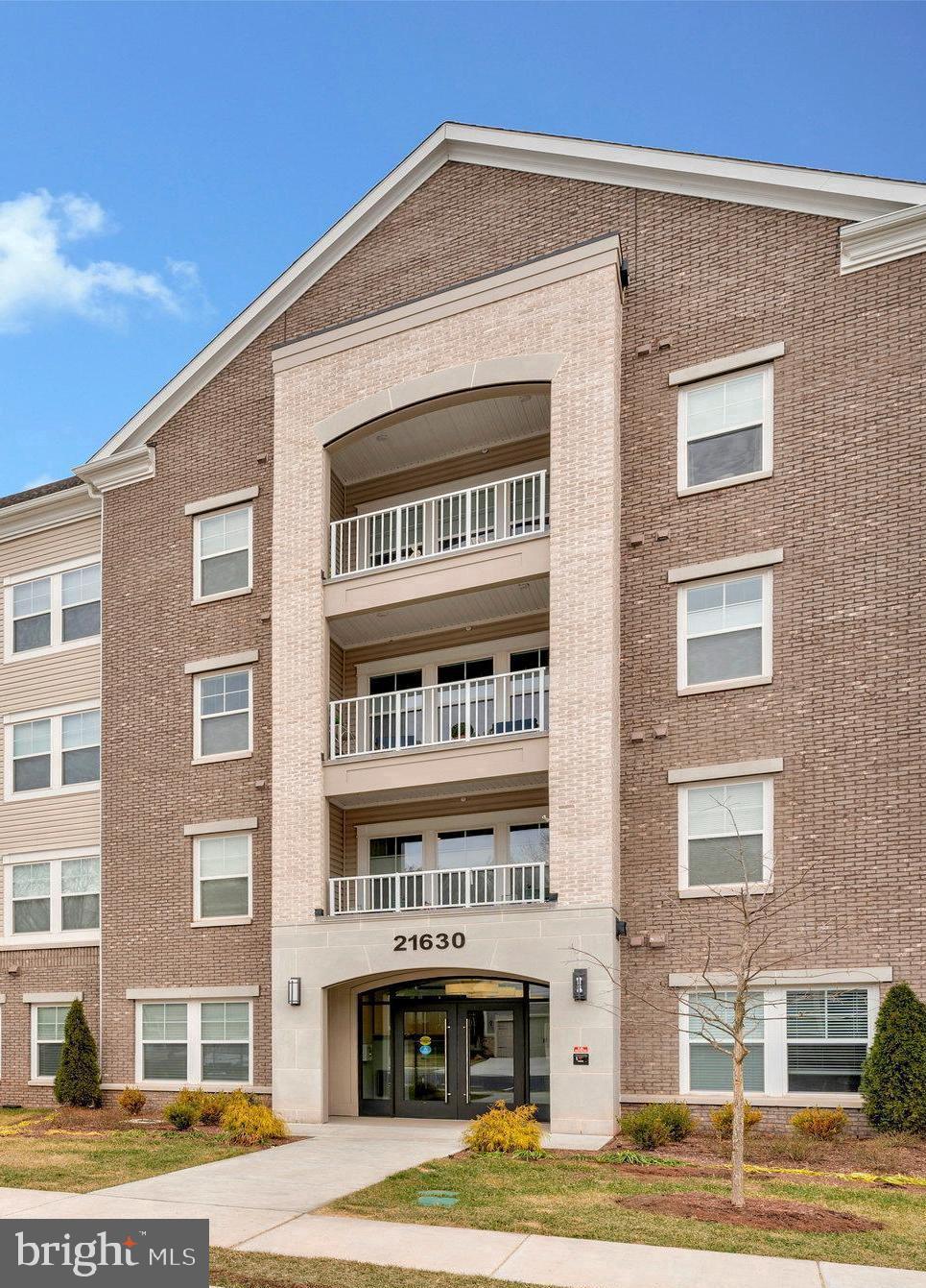 MONTEBELLO - Residential