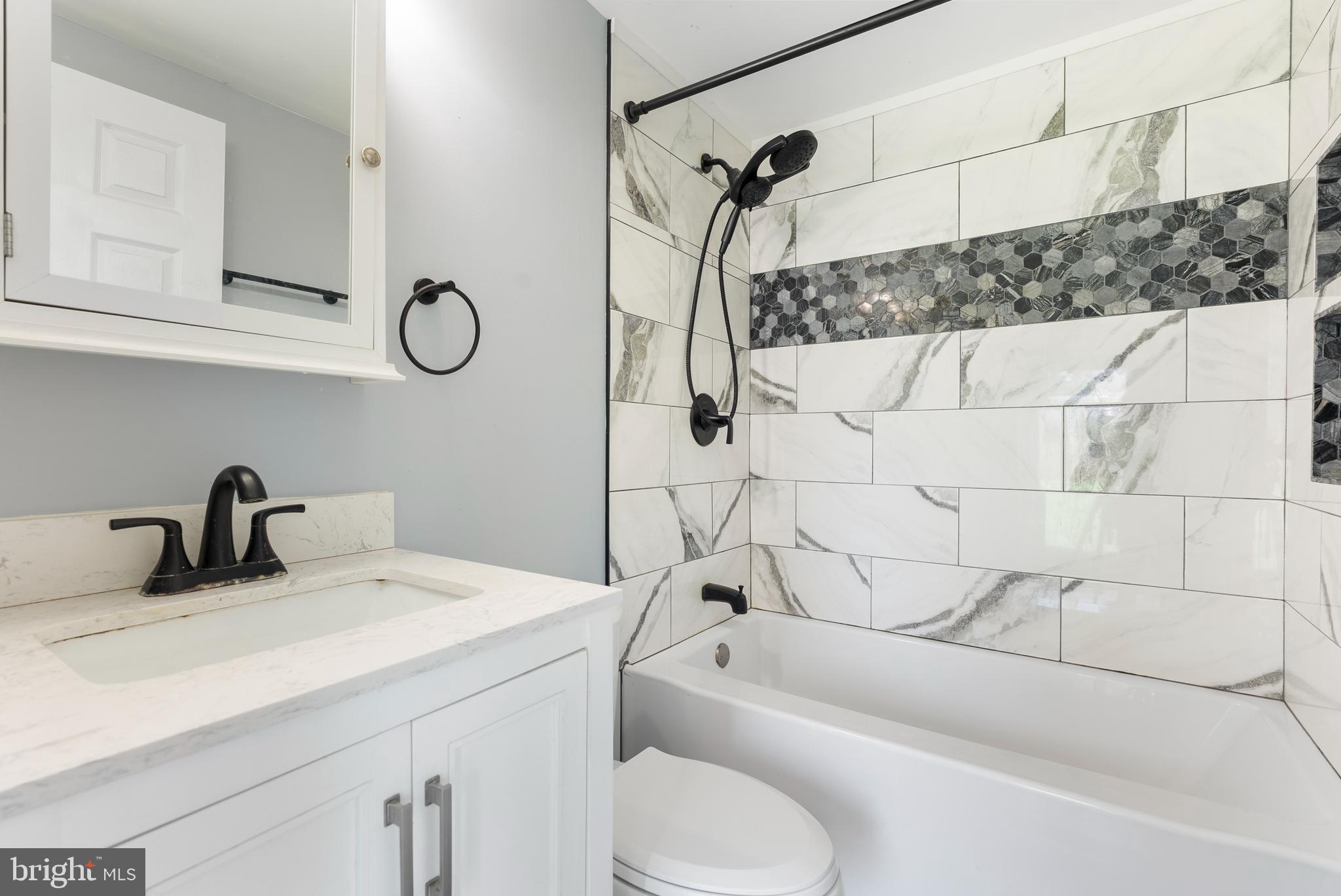 OAKLEIGH BEACH - Residential