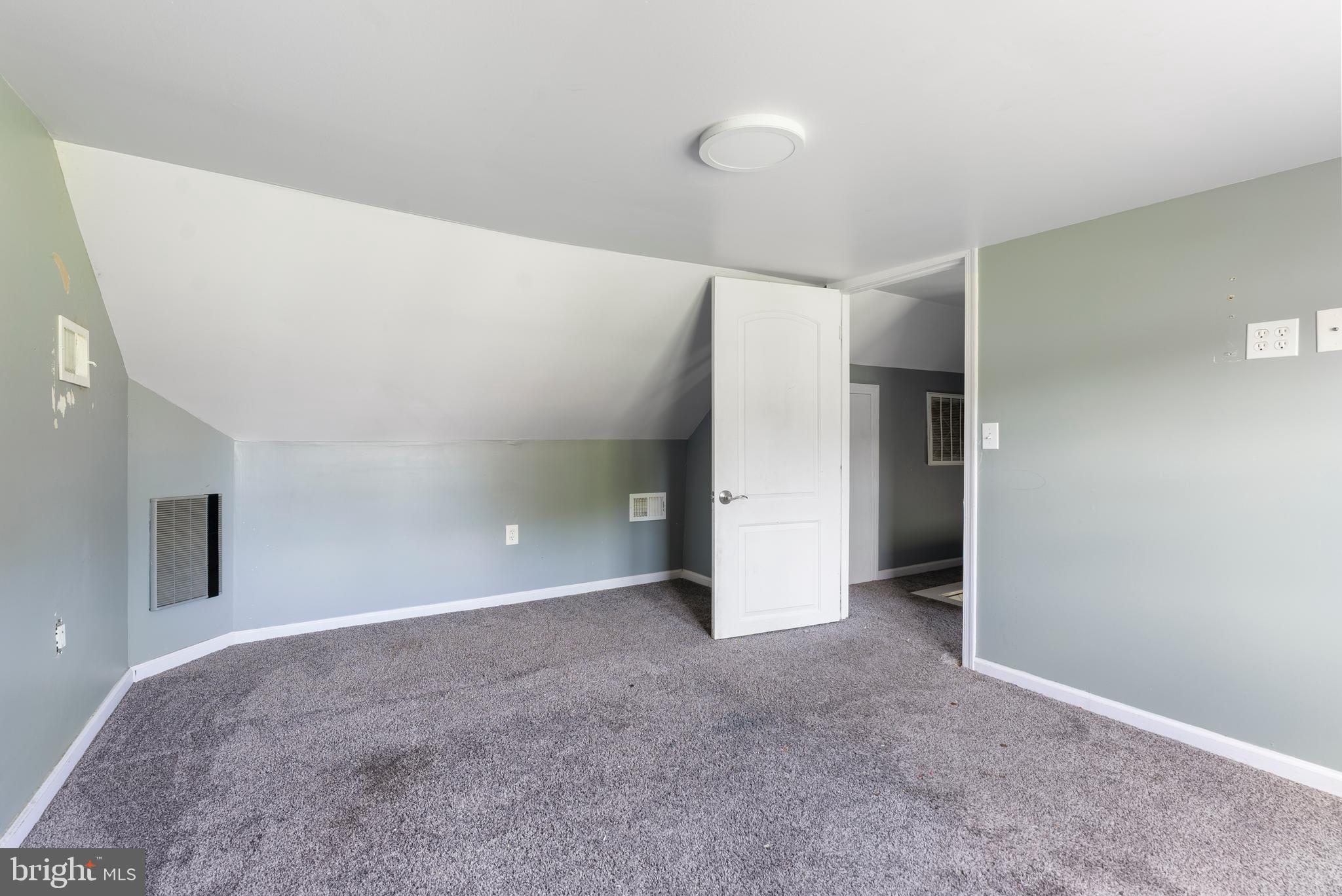OAKLEIGH BEACH - Residential