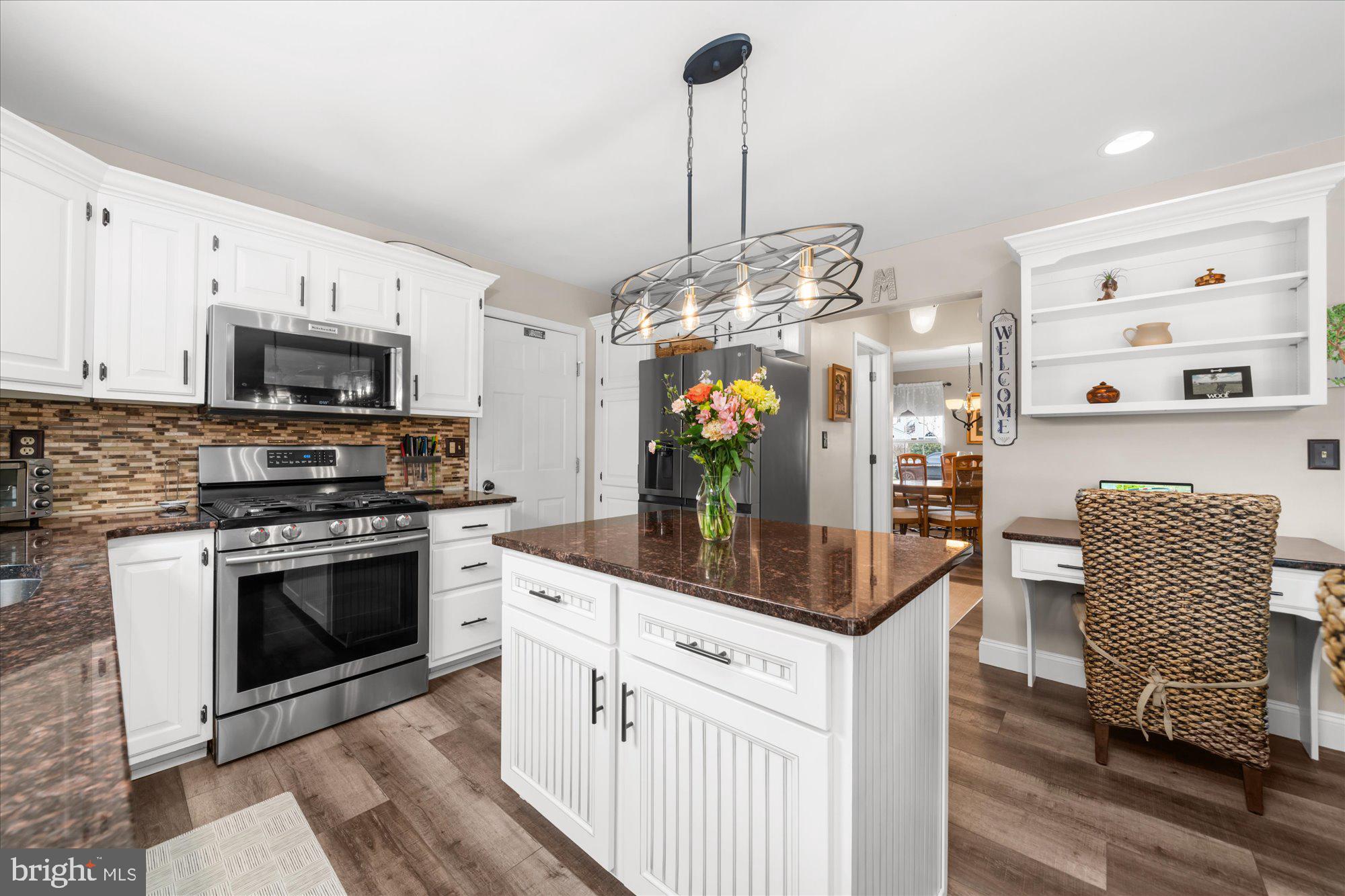 WEDGEWOOD GREENE - Residential
