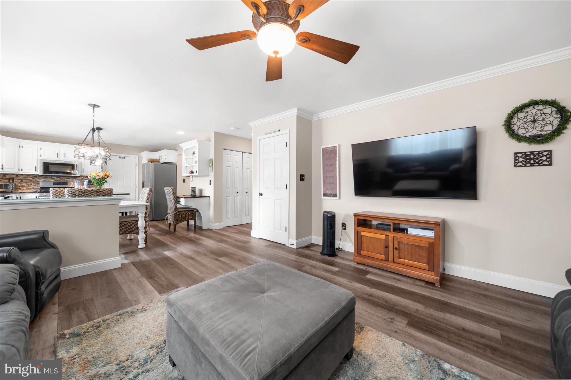 WEDGEWOOD GREENE - Residential