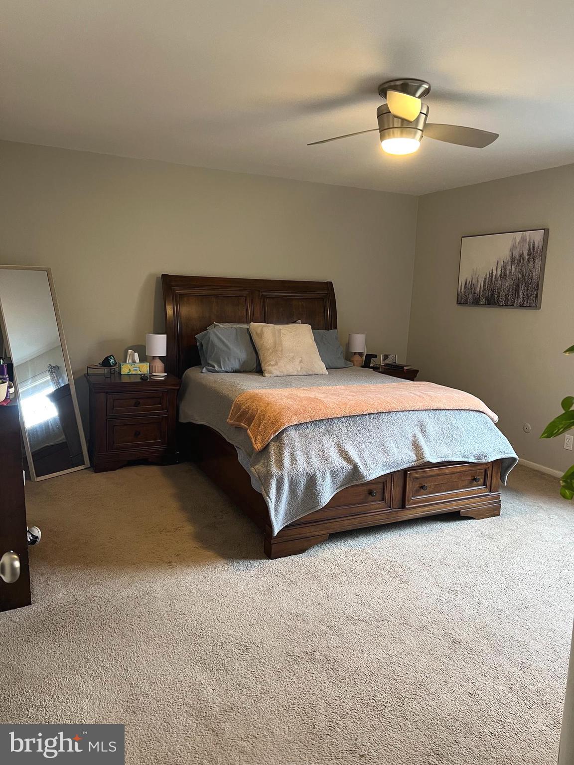 EAST FALLS - Residential